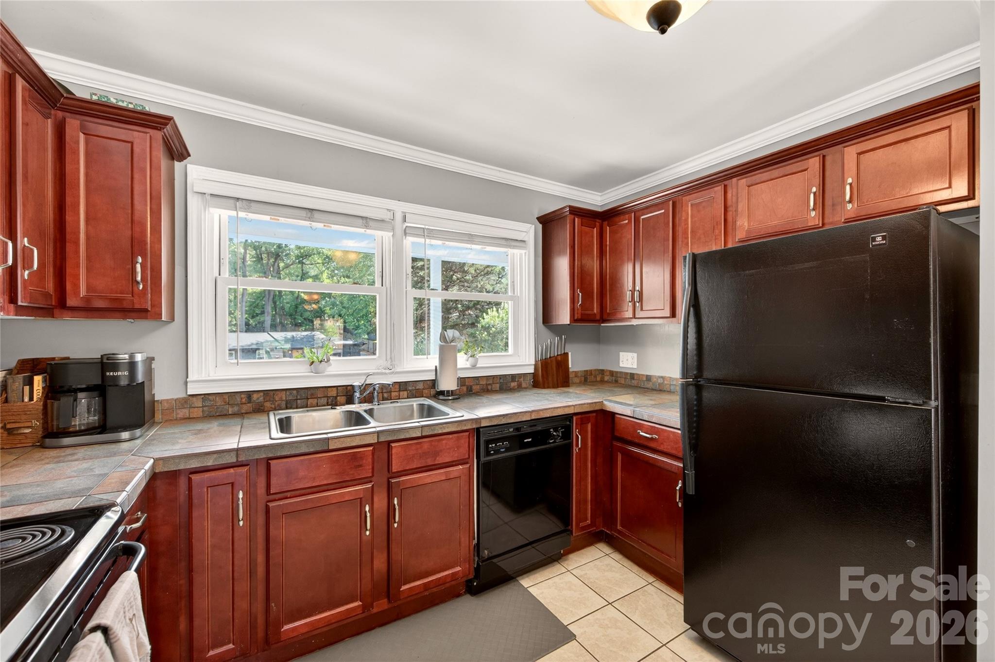 609 Kenlough Drive — Charlotte