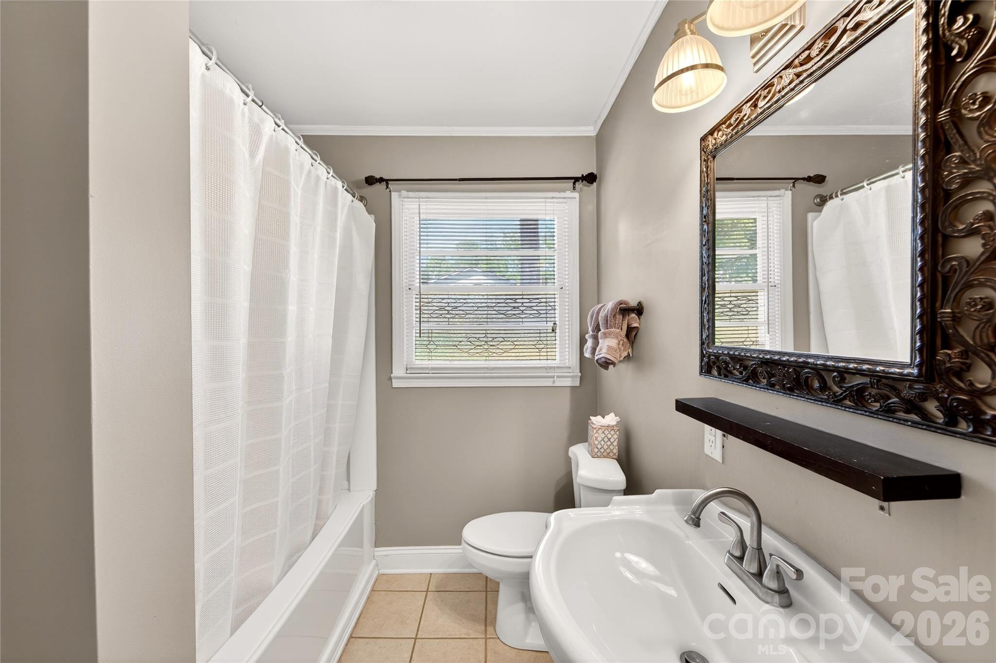 609 Kenlough Drive — Charlotte