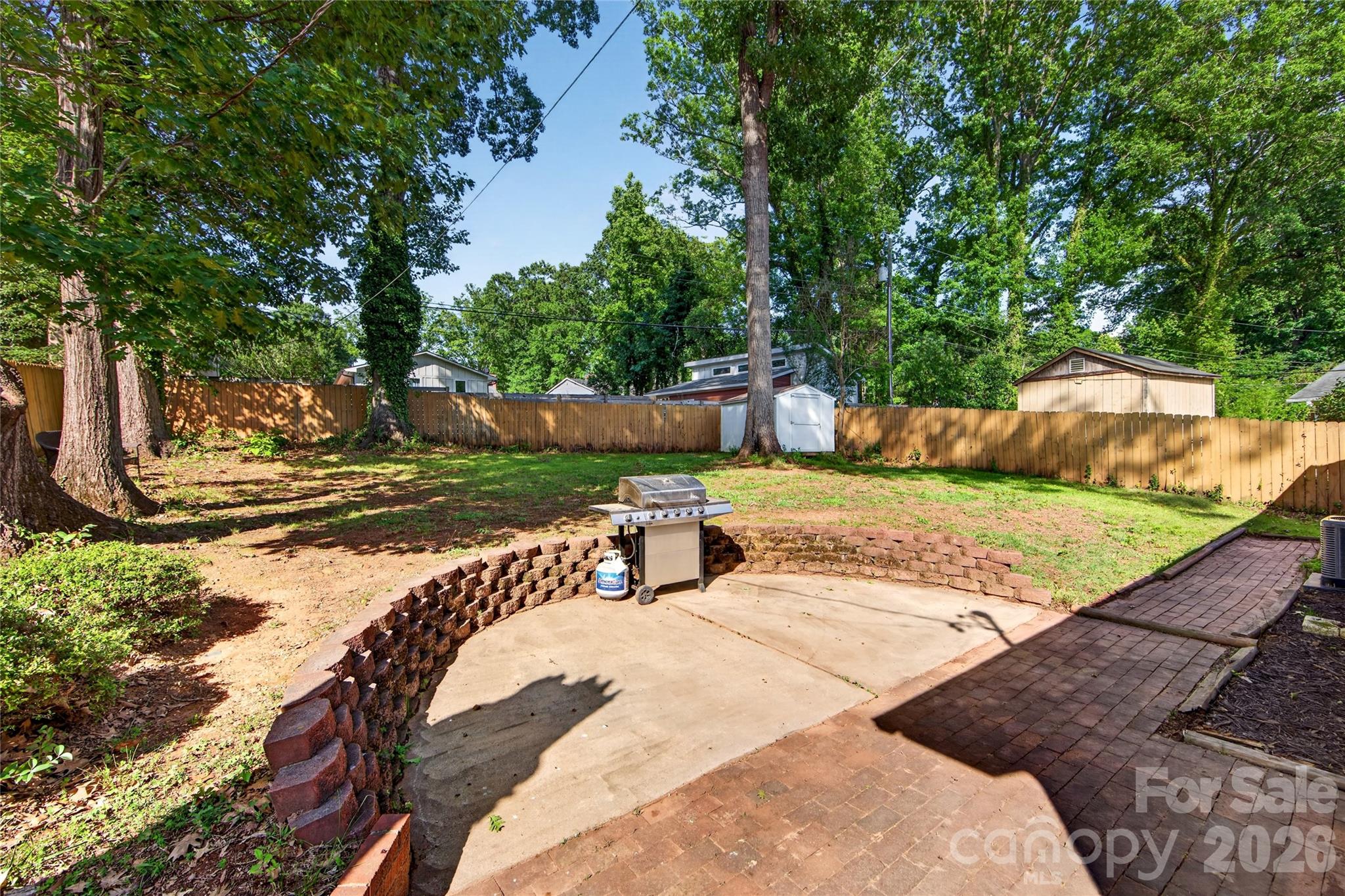 609 Kenlough Drive — Charlotte