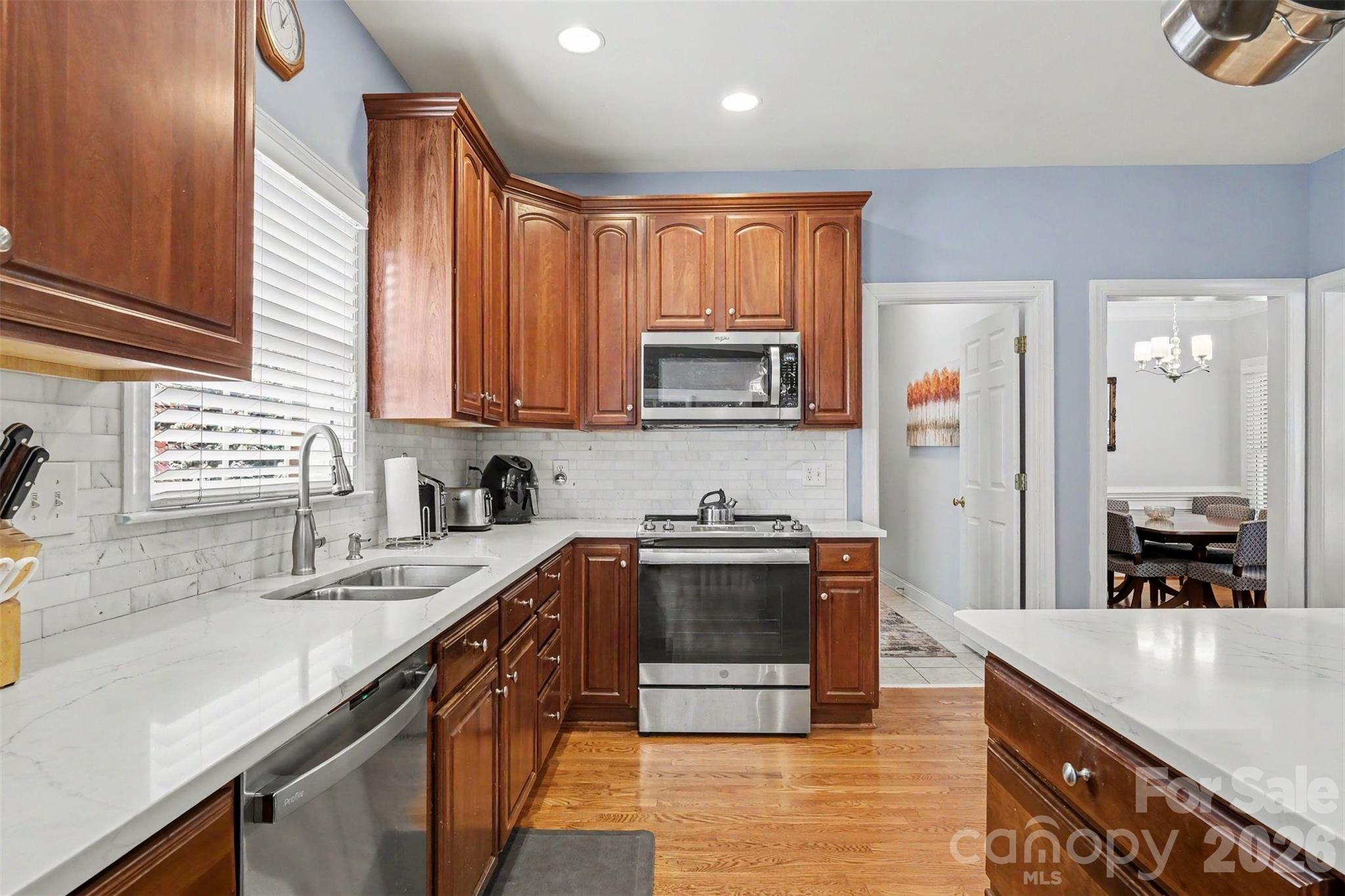 172 Eaglecrest Drive — Matthews