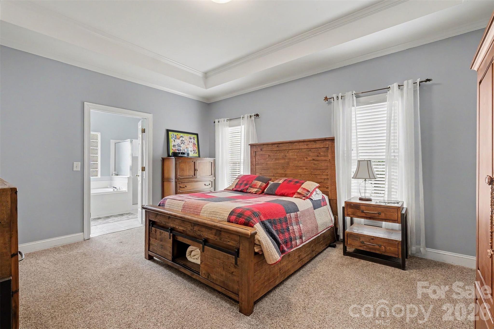 172 Eaglecrest Drive — Matthews