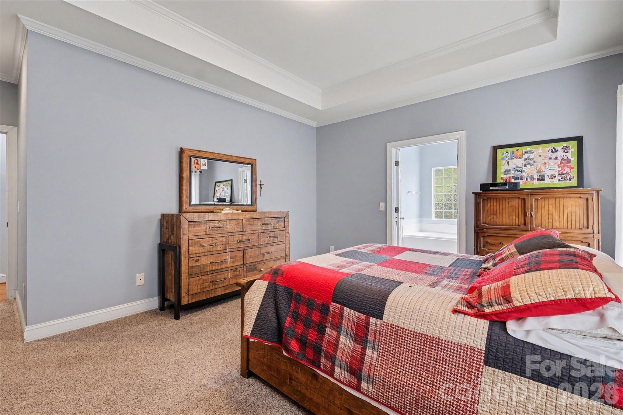172 Eaglecrest Drive — Matthews