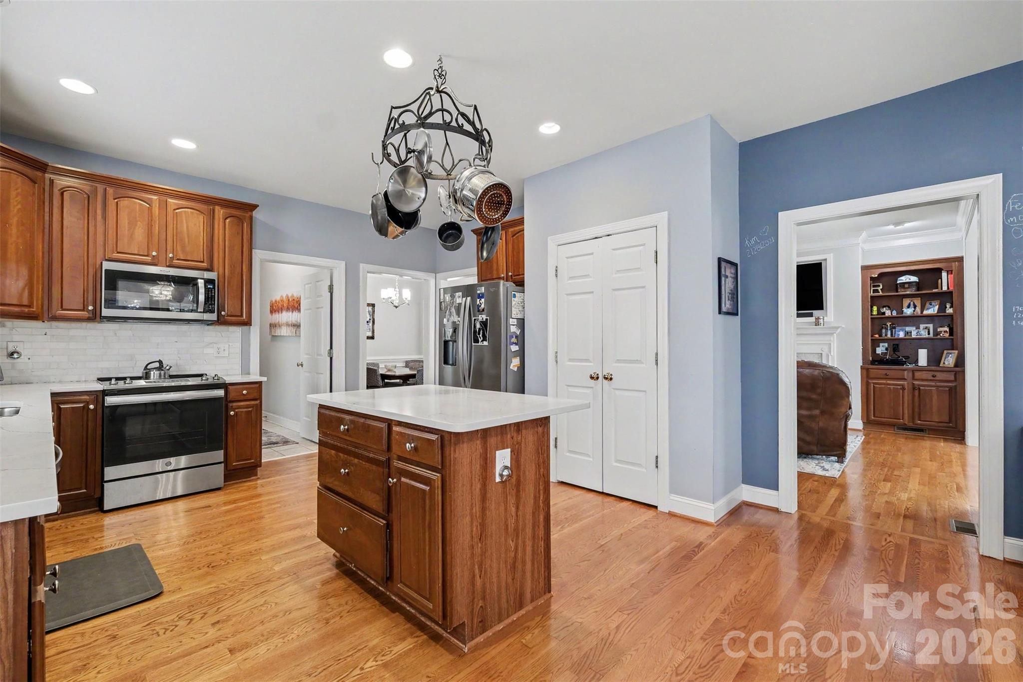 172 Eaglecrest Drive — Matthews