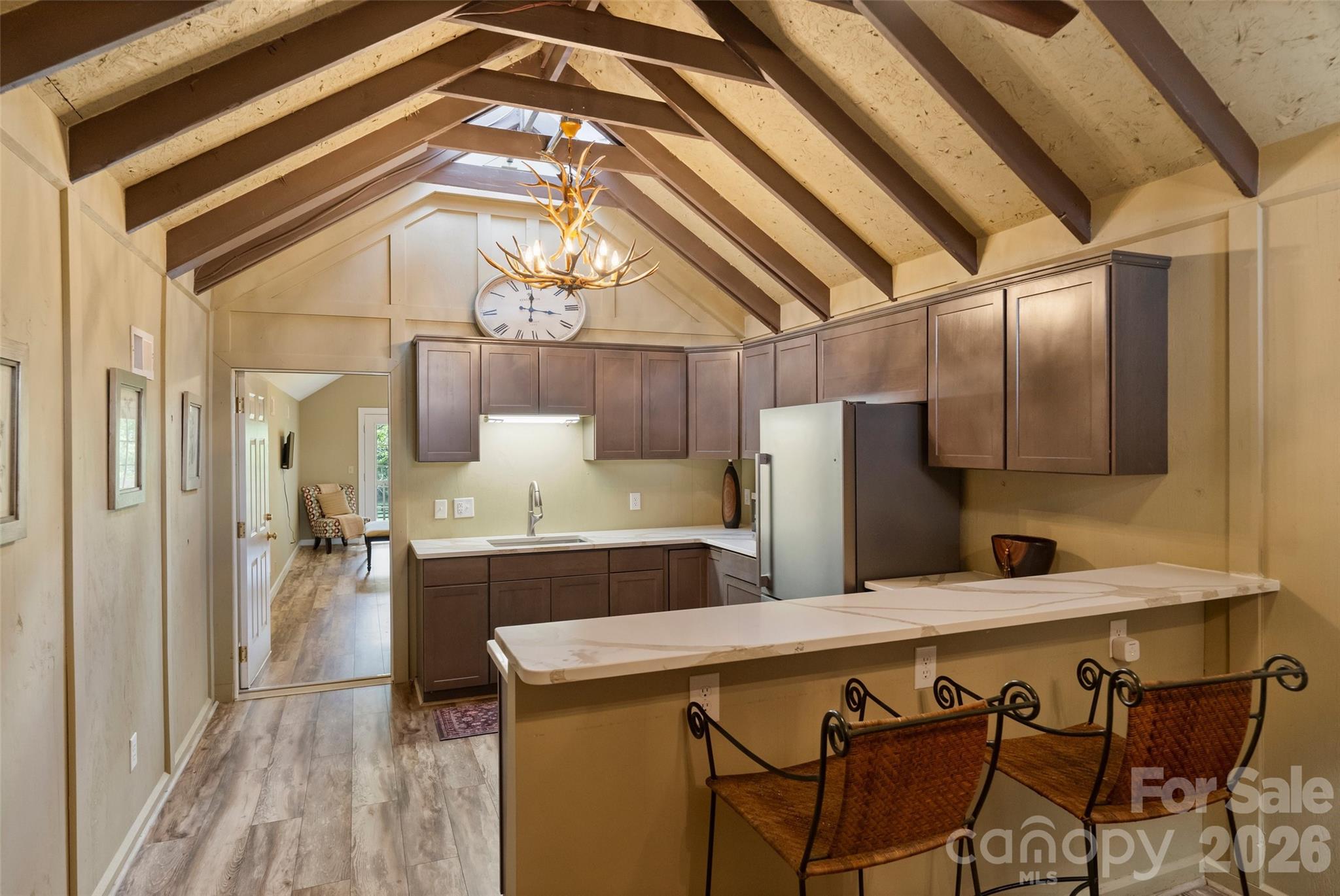 172 Tuckertown Road — New London
