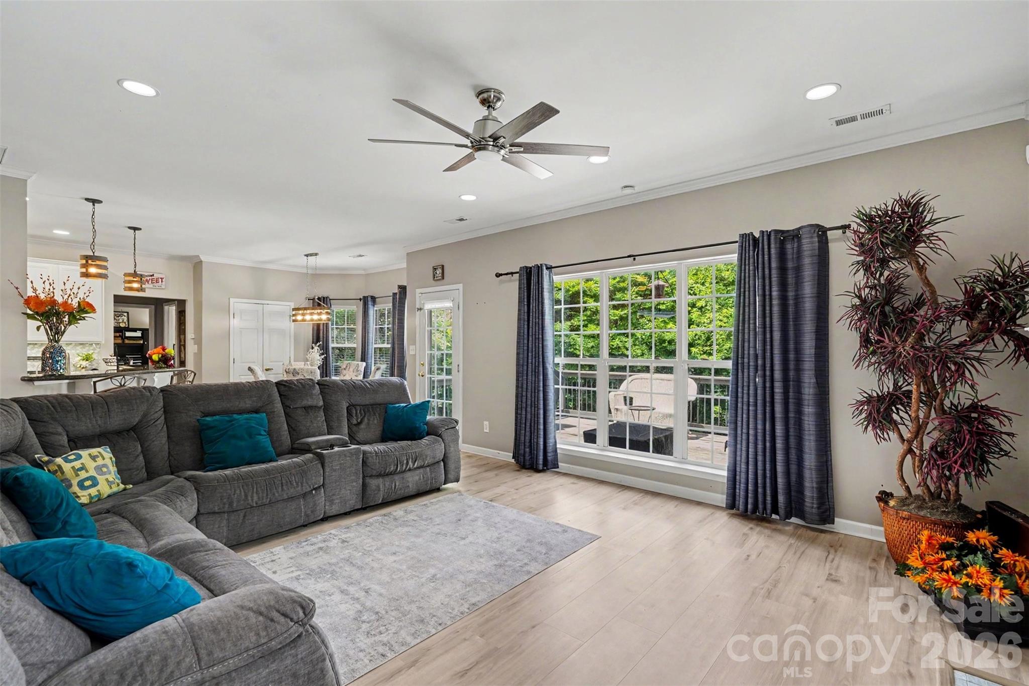 5304 Harvest Hill Drive — Harrisburg