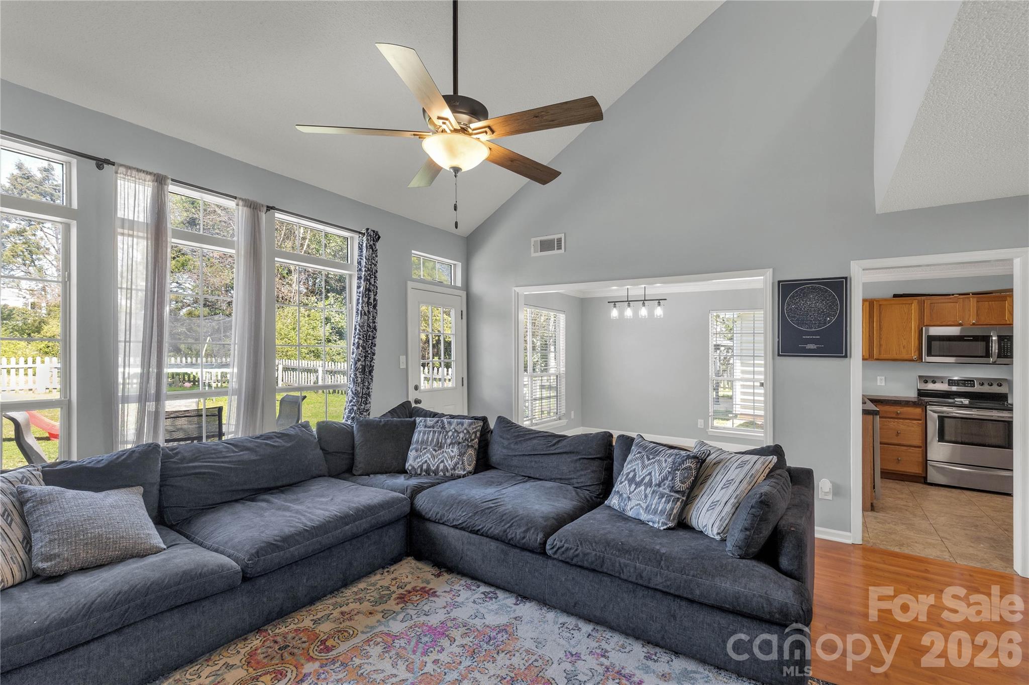 13213 Lampmeade Lane — Charlotte
