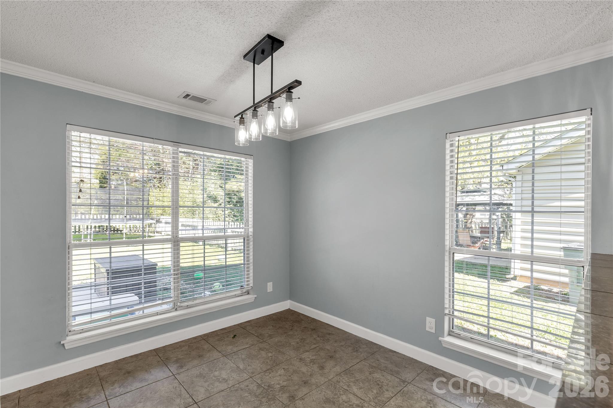 13213 Lampmeade Lane — Charlotte