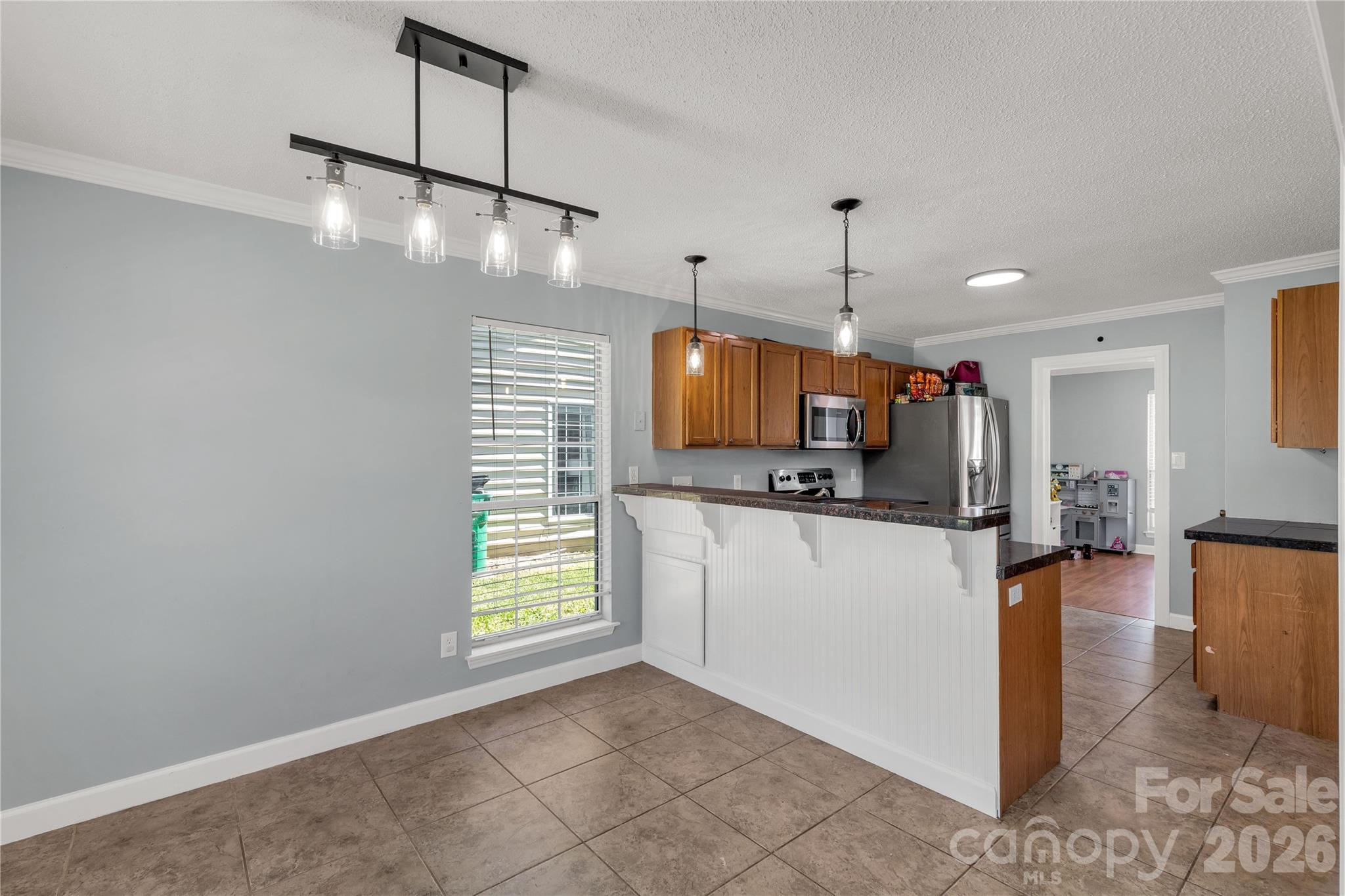 13213 Lampmeade Lane — Charlotte