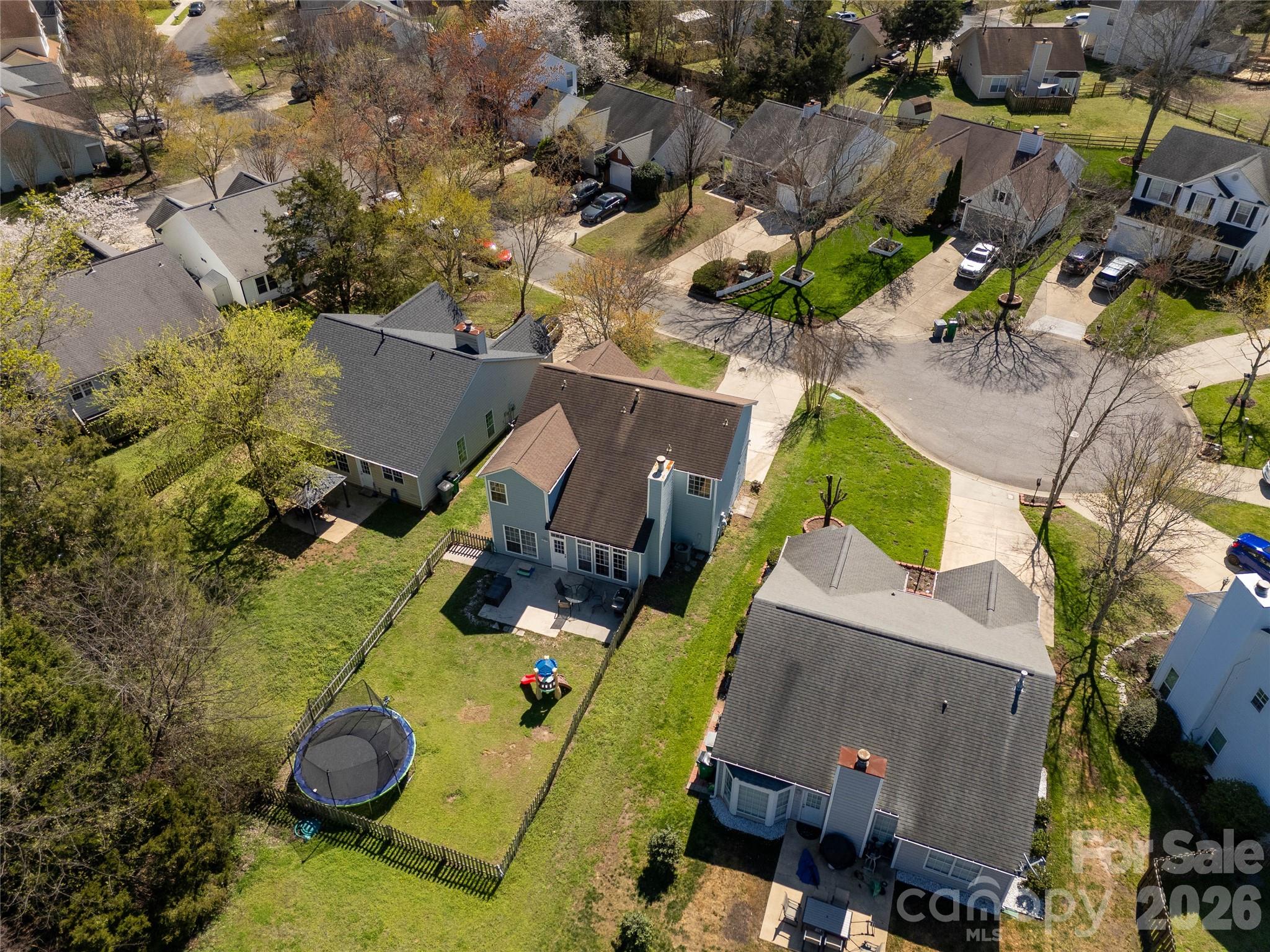 13213 Lampmeade Lane — Charlotte