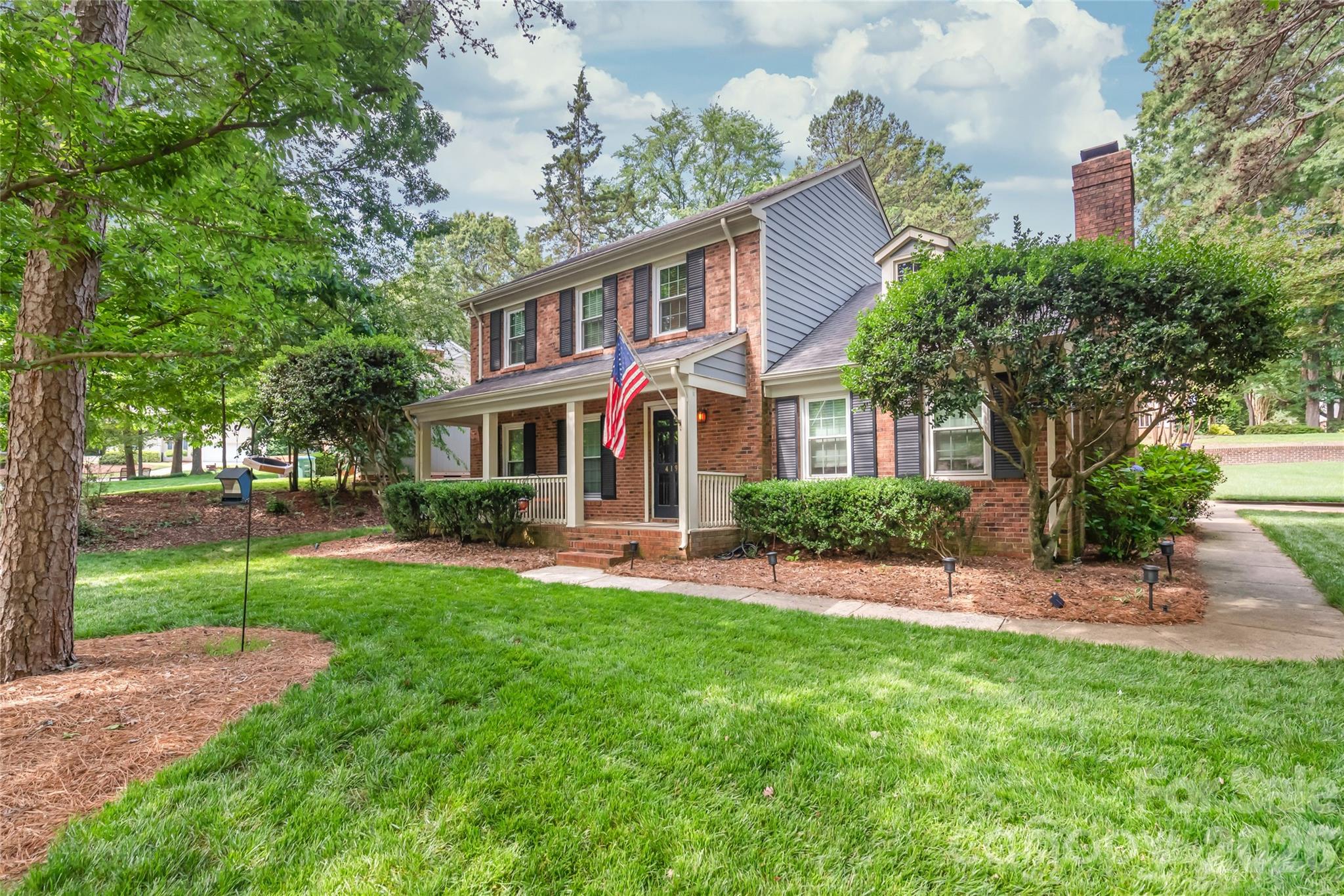 419 Scarborough Lane — Matthews