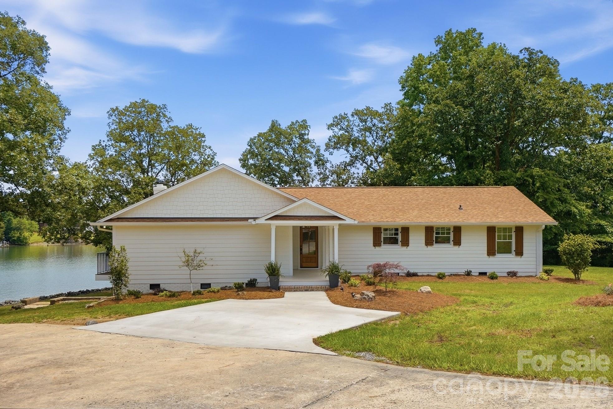 1751 Aragon Beach Road — Rock Hill