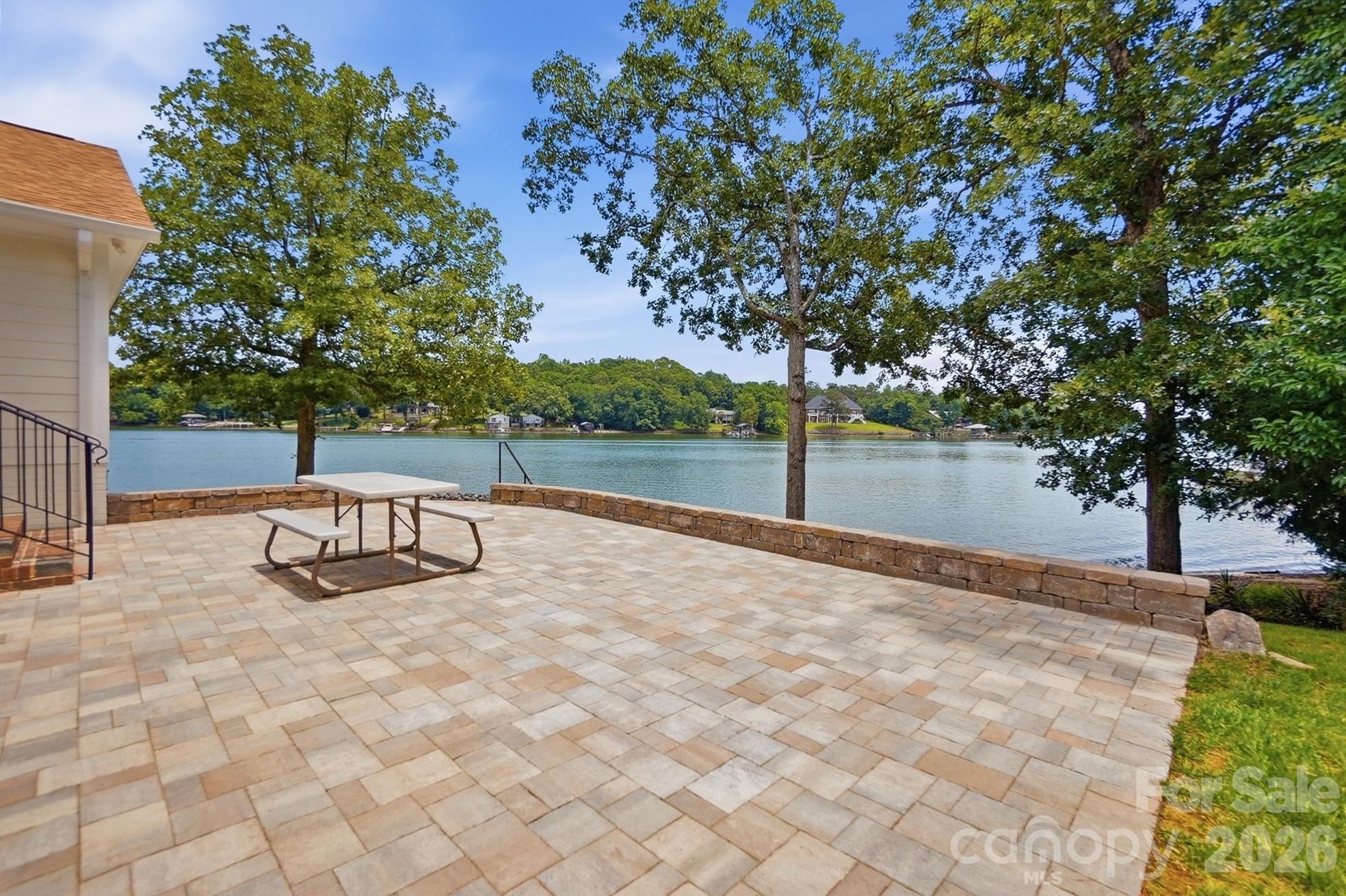 1751 Aragon Beach Road — Rock Hill