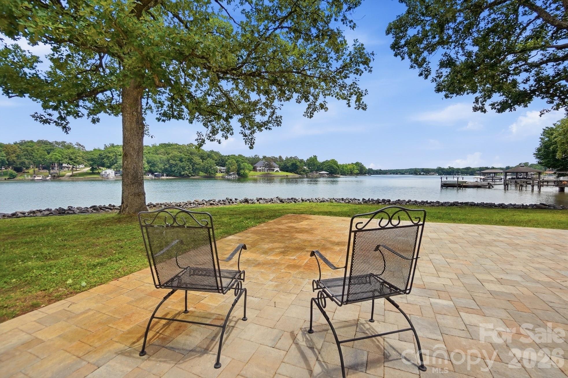 1751 Aragon Beach Road — Rock Hill