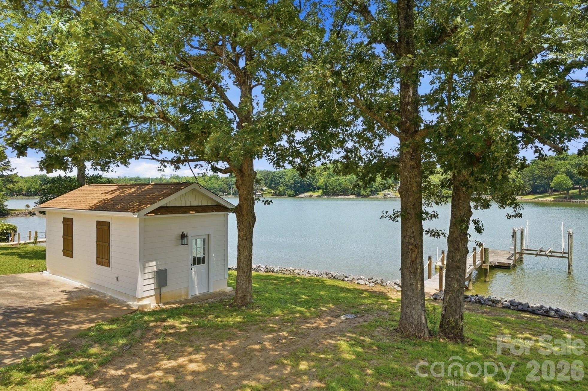 1751 Aragon Beach Road — Rock Hill