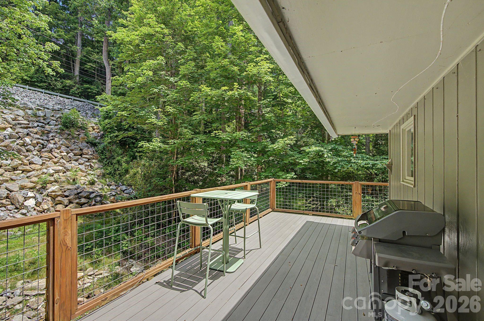 878 Garren Creek Road — Fairview