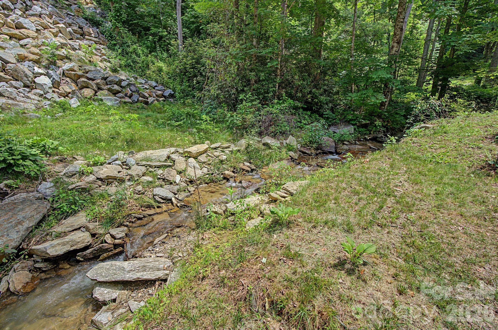878 Garren Creek Road — Fairview