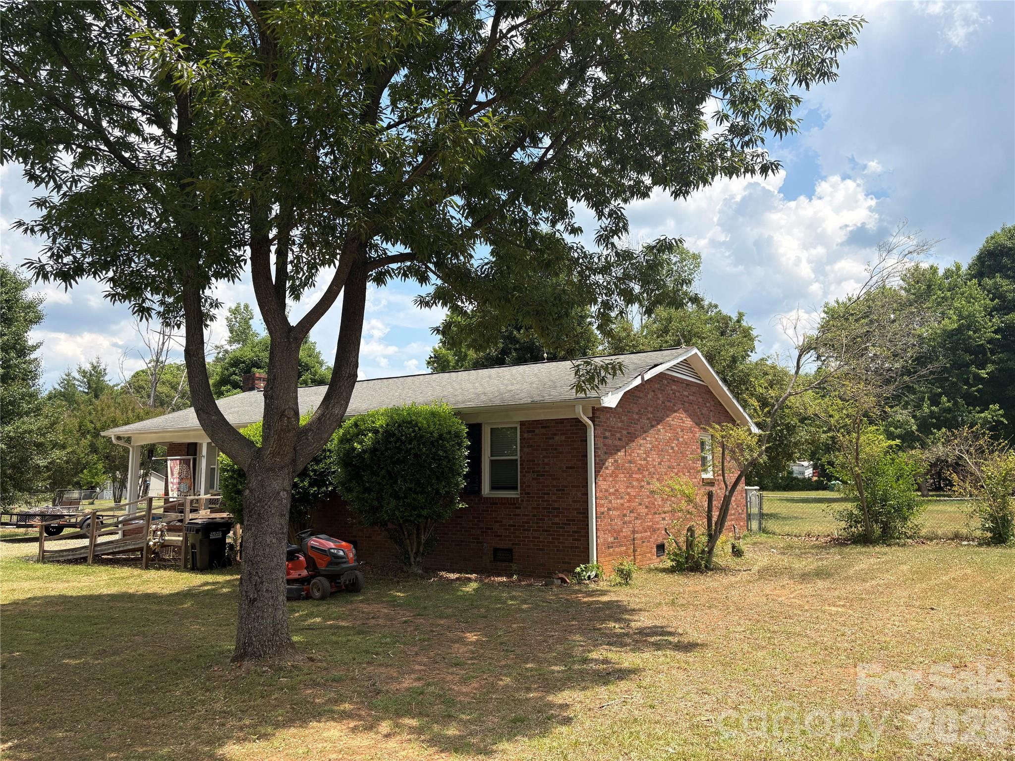 9289 Fisher Road — Rockwell