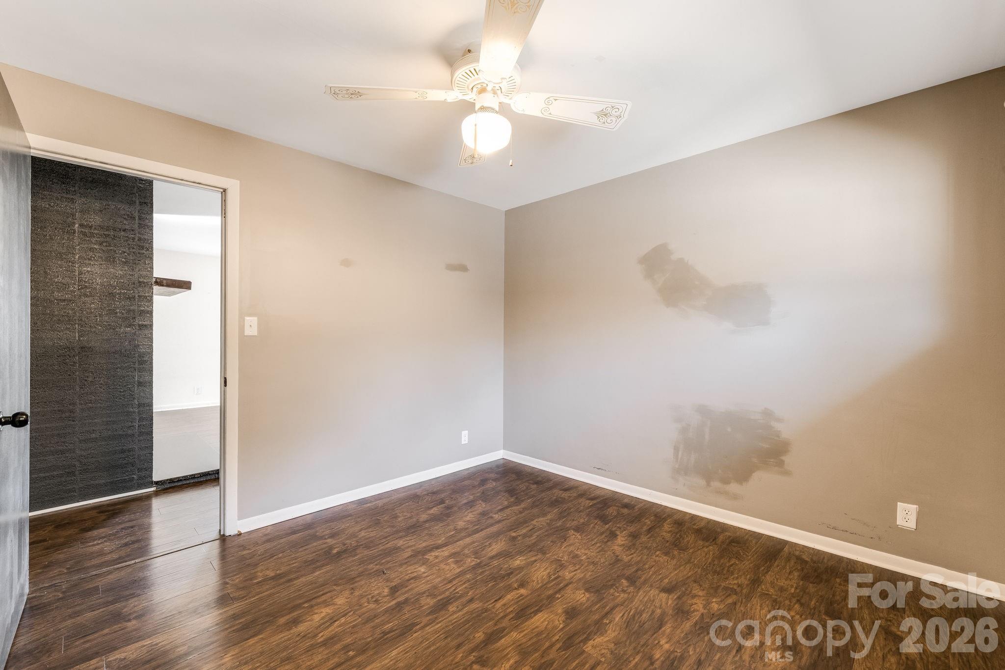 20 Cedar Farm Road — Asheville