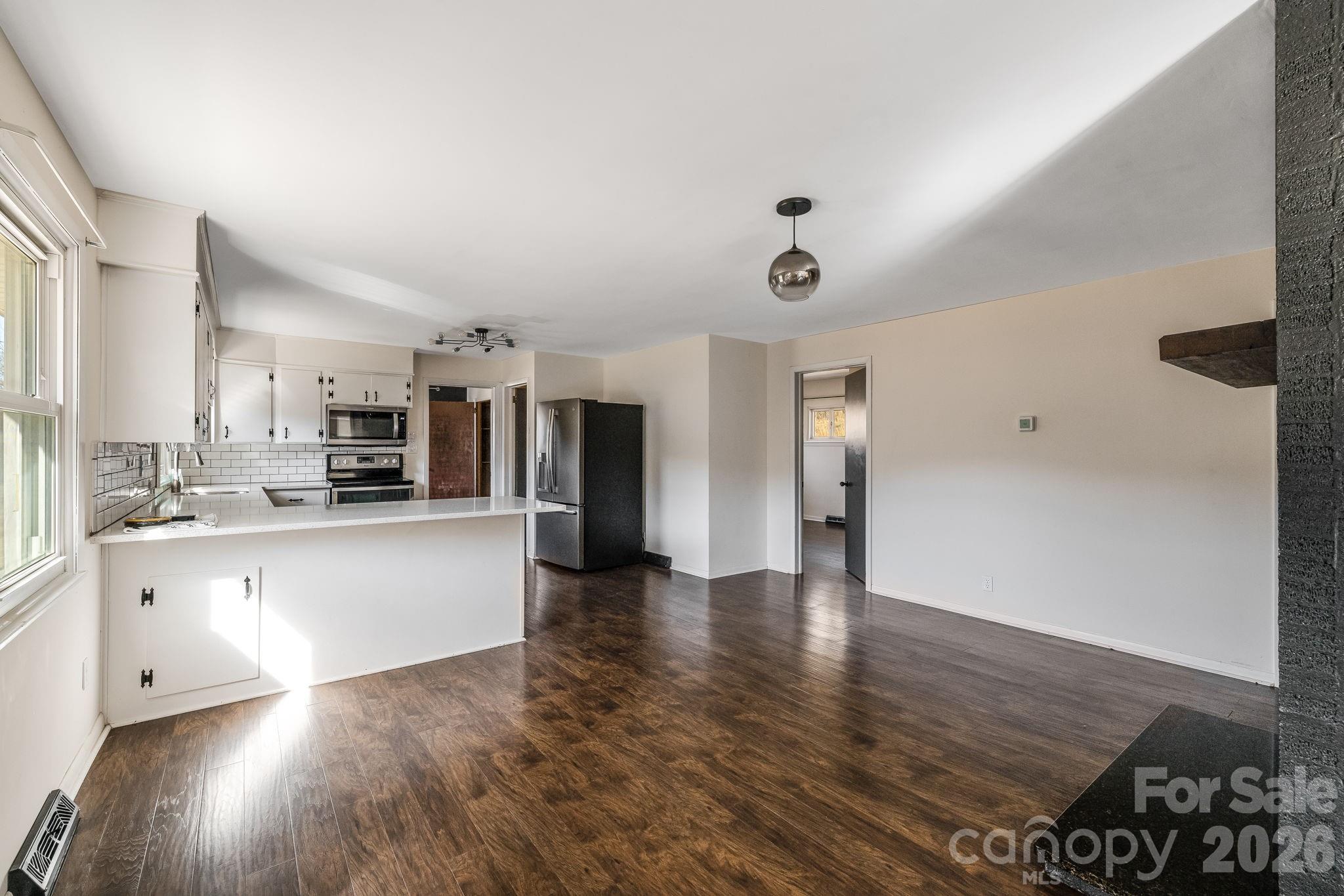 20 Cedar Farm Road — Asheville