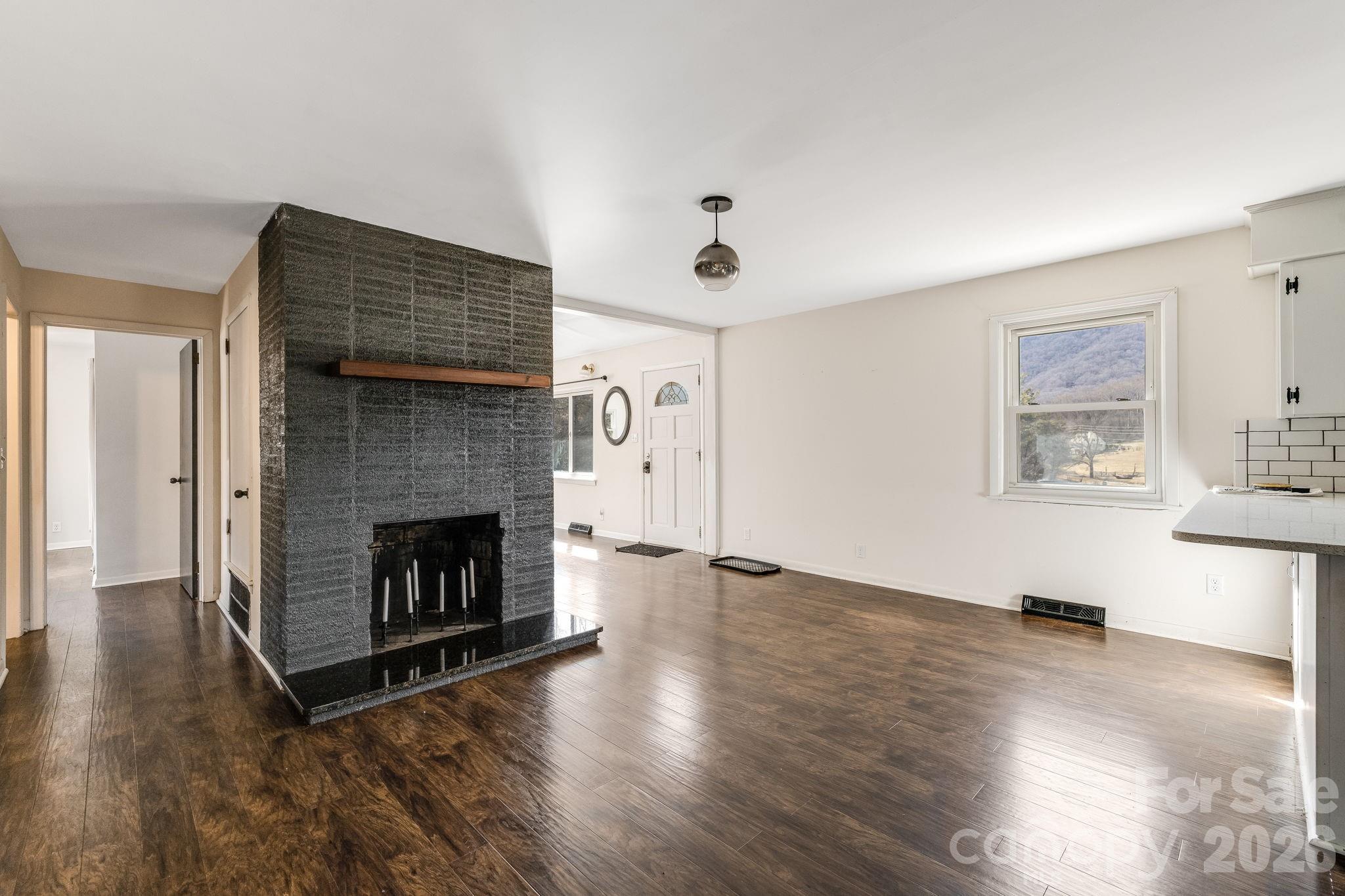 20 Cedar Farm Road — Asheville