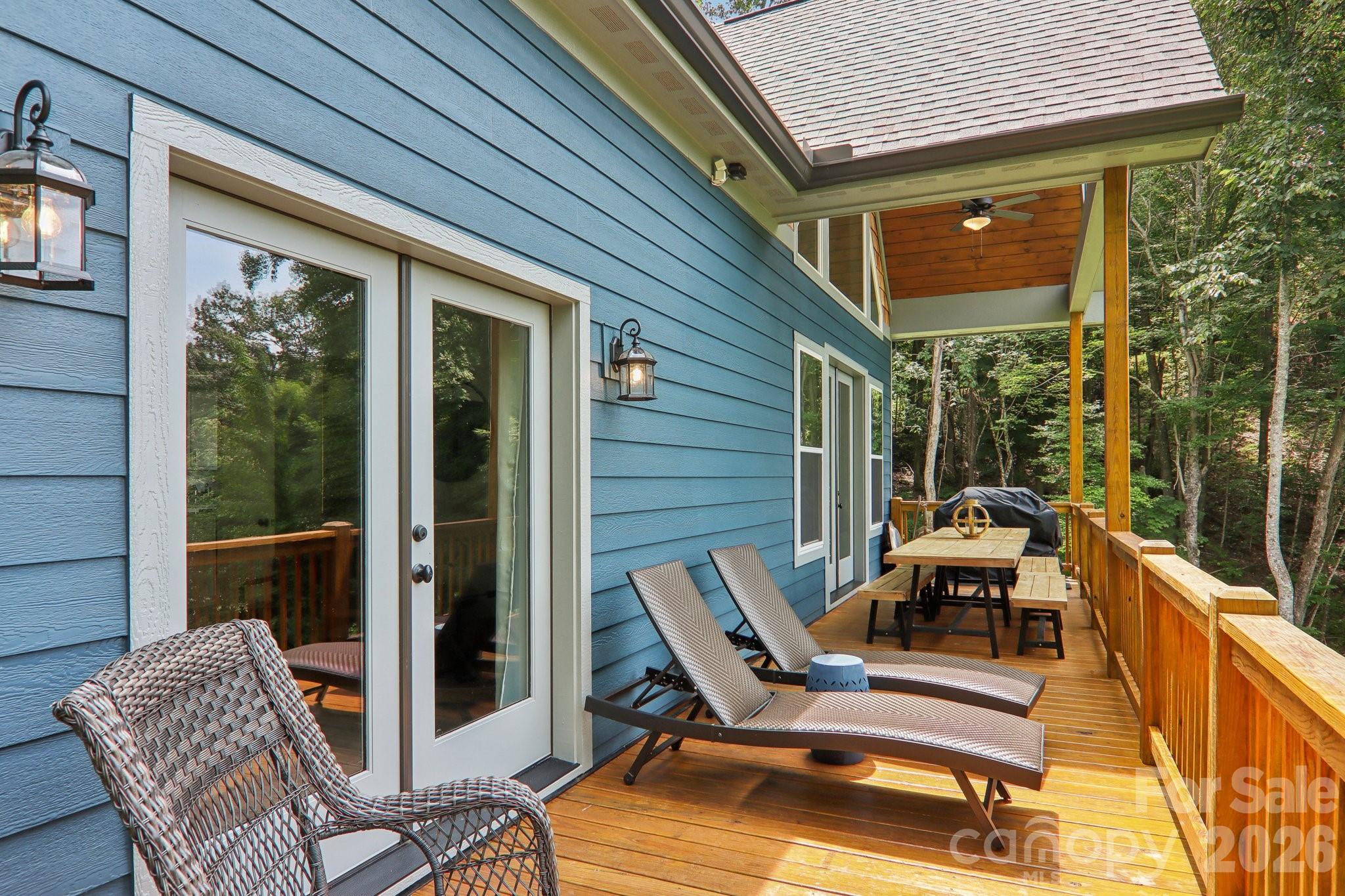 1105 Falls View Drive — Bryson City