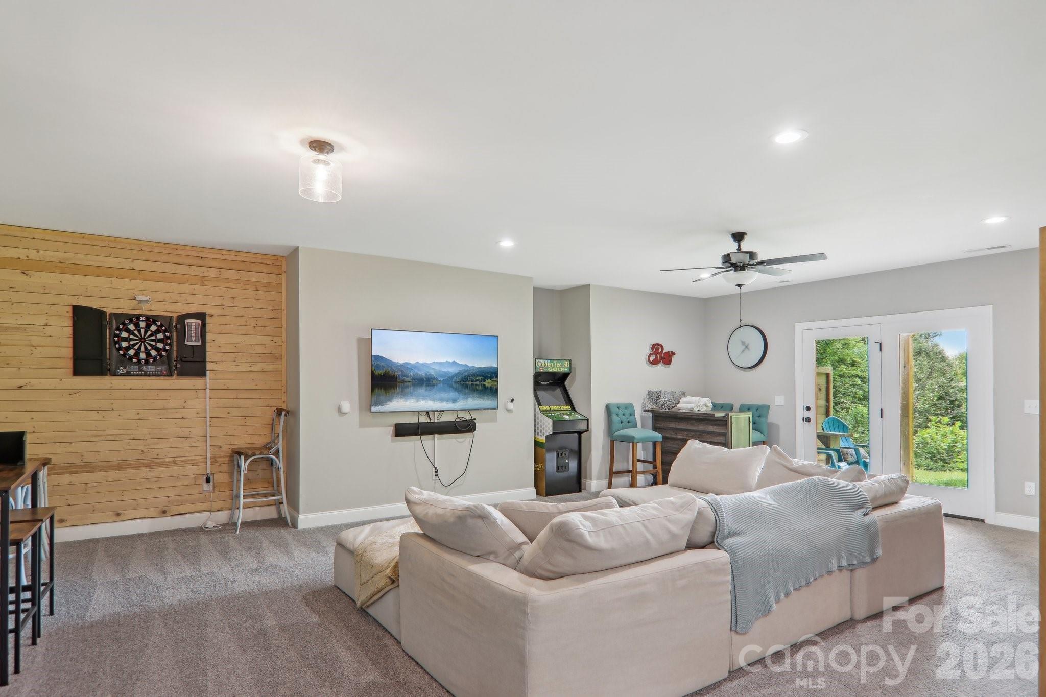 1105 Falls View Drive — Bryson City