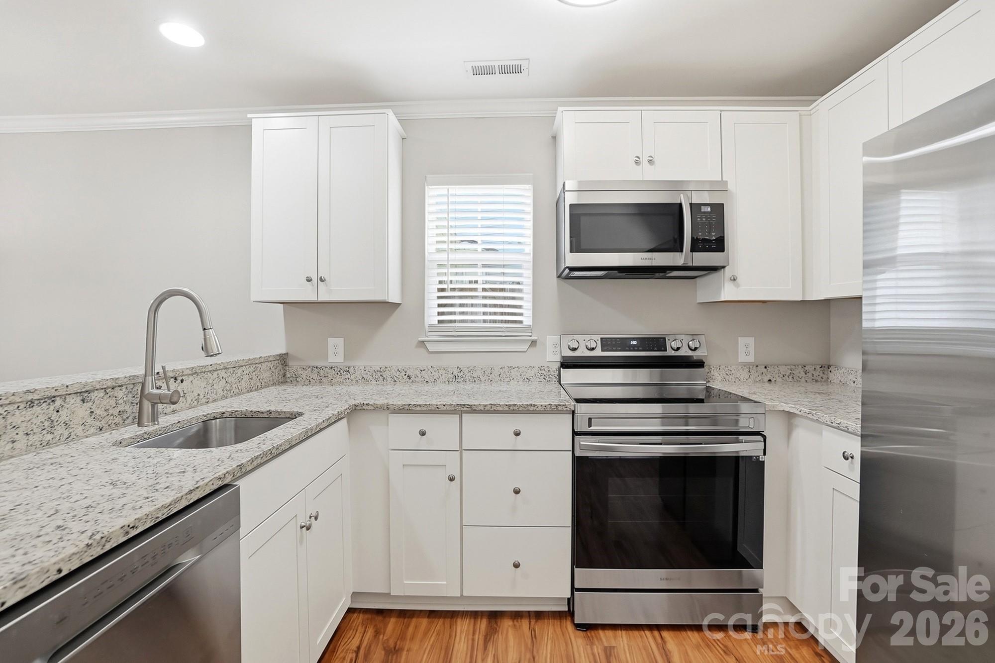 423 Danielle Way — Fort Mill
