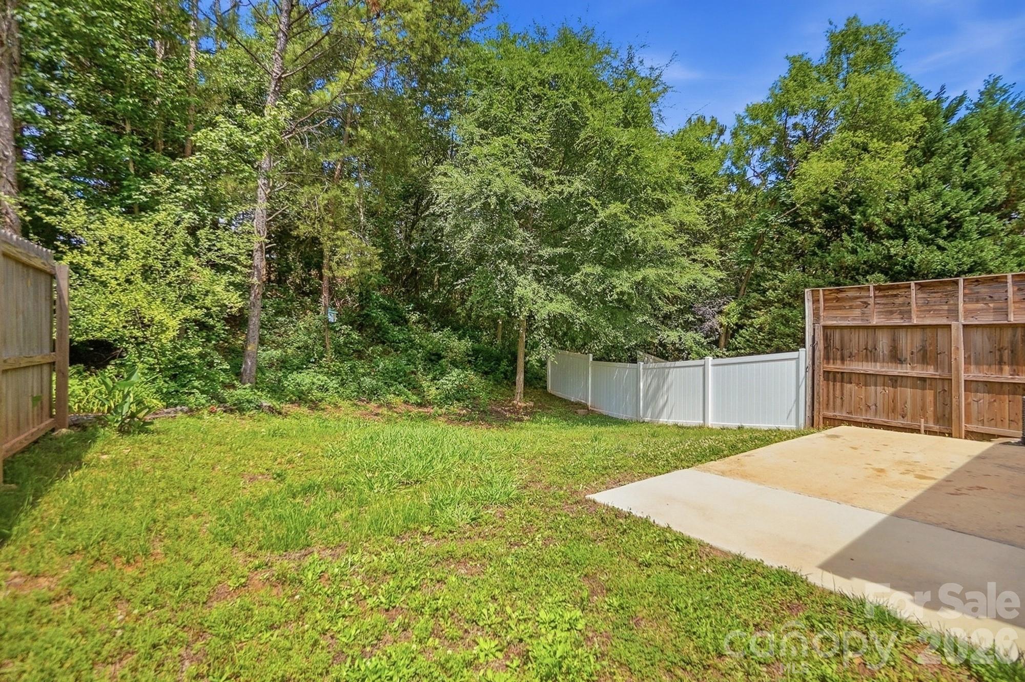 423 Danielle Way — Fort Mill