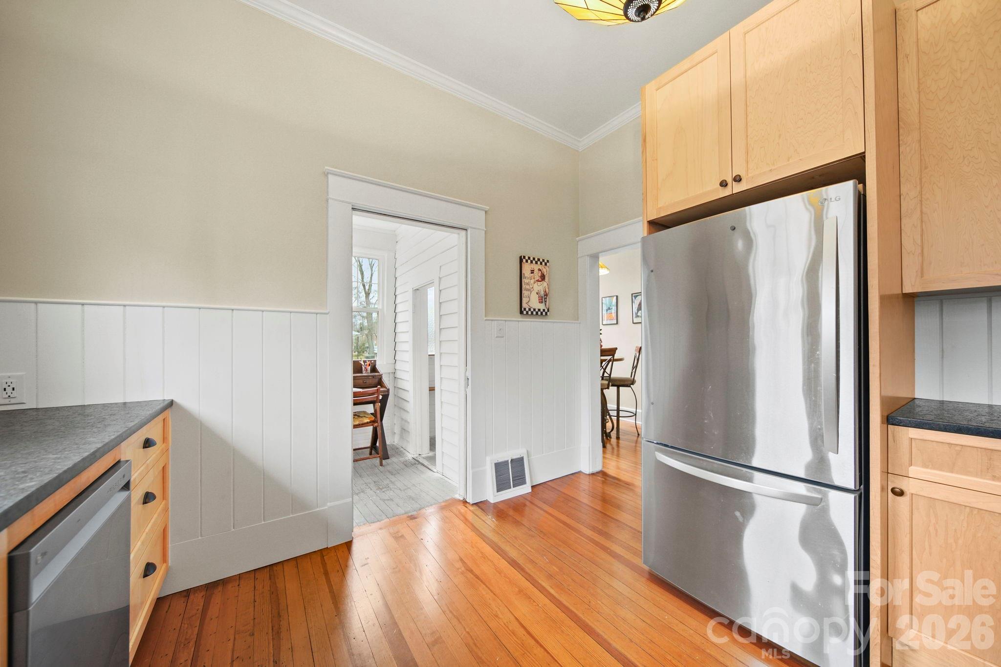 202 S Oak Street — Statesville