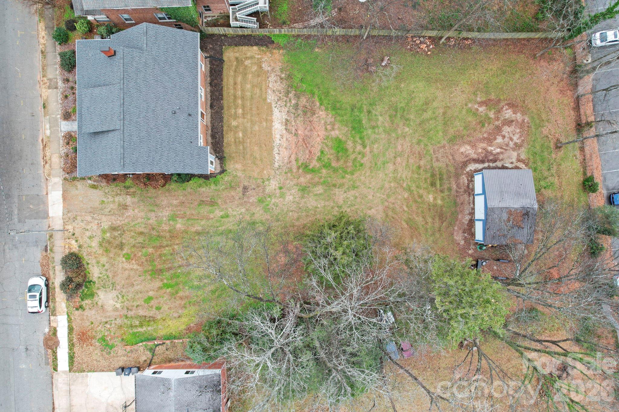202 S Oak Street — Statesville