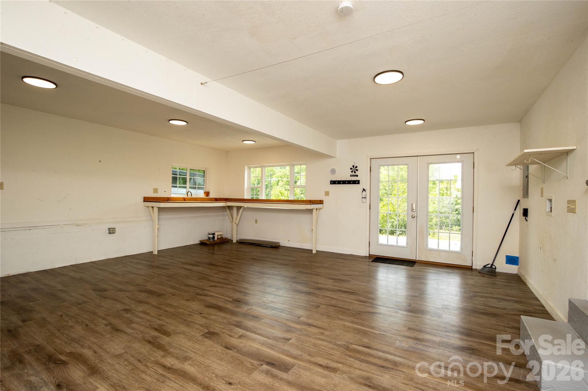 3477 Cane Creek Road — Bakersville