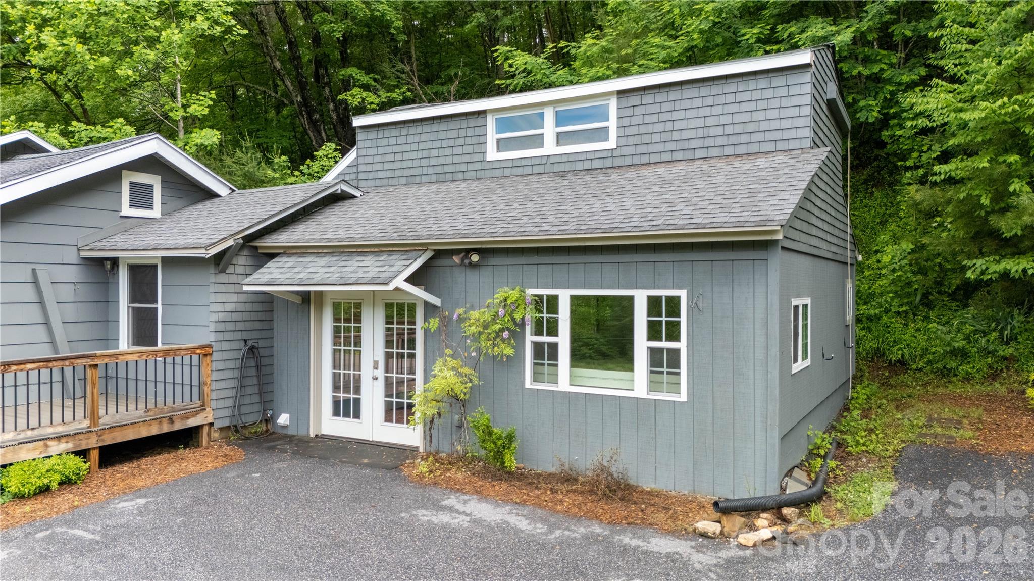 3477 Cane Creek Road — Bakersville