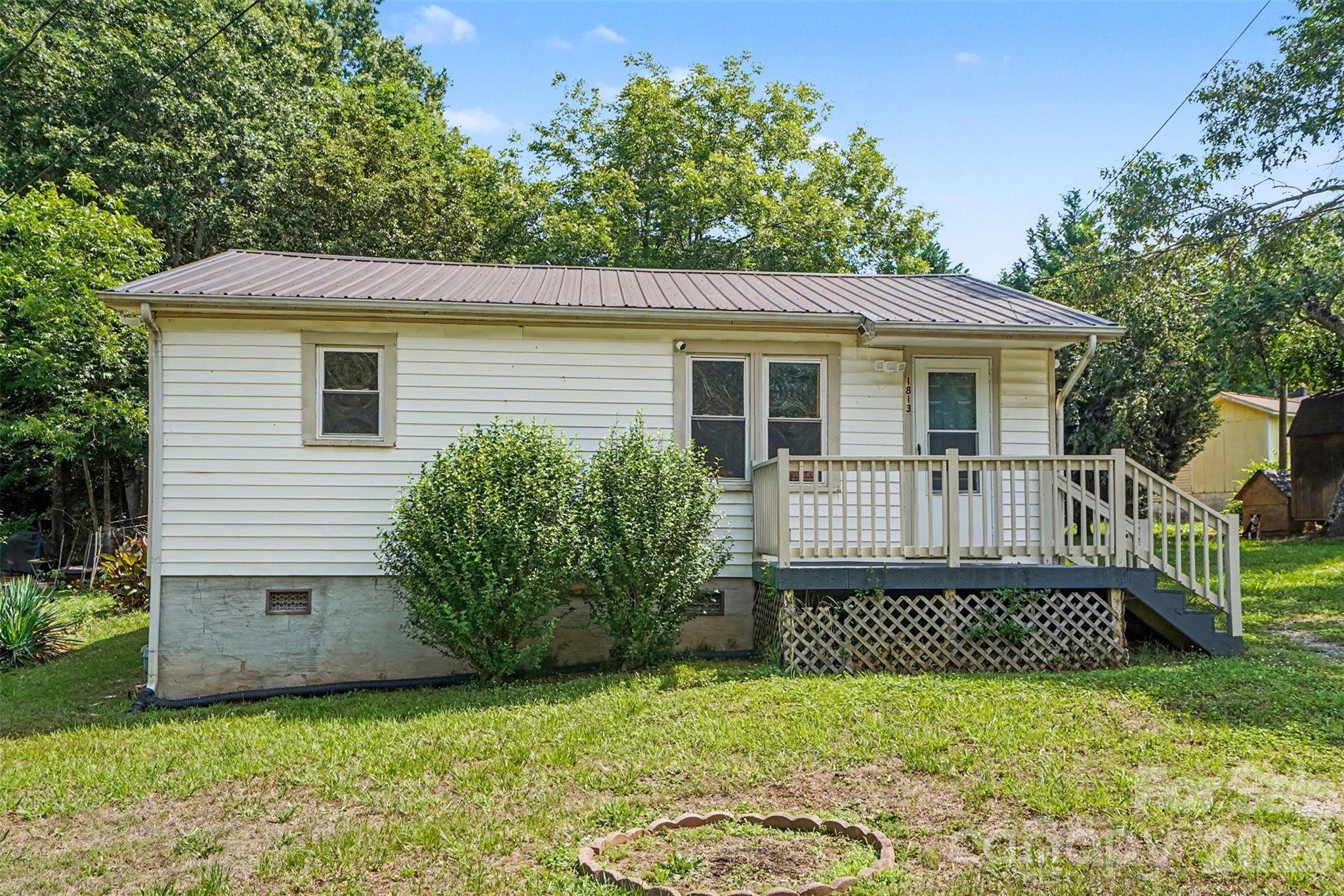 1813 Isaac Place — Shelby