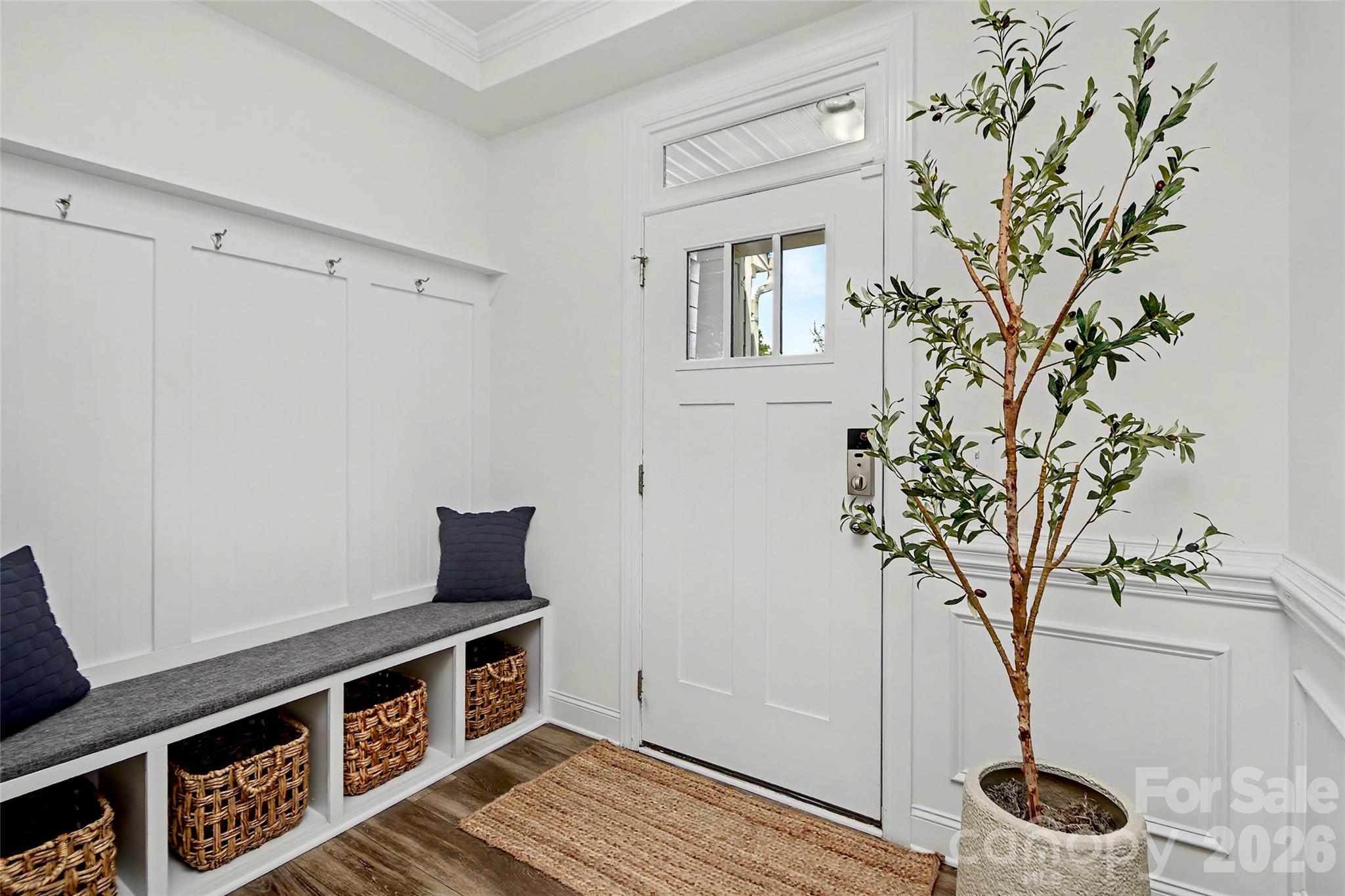 1010 Moffatt Lane — Matthews