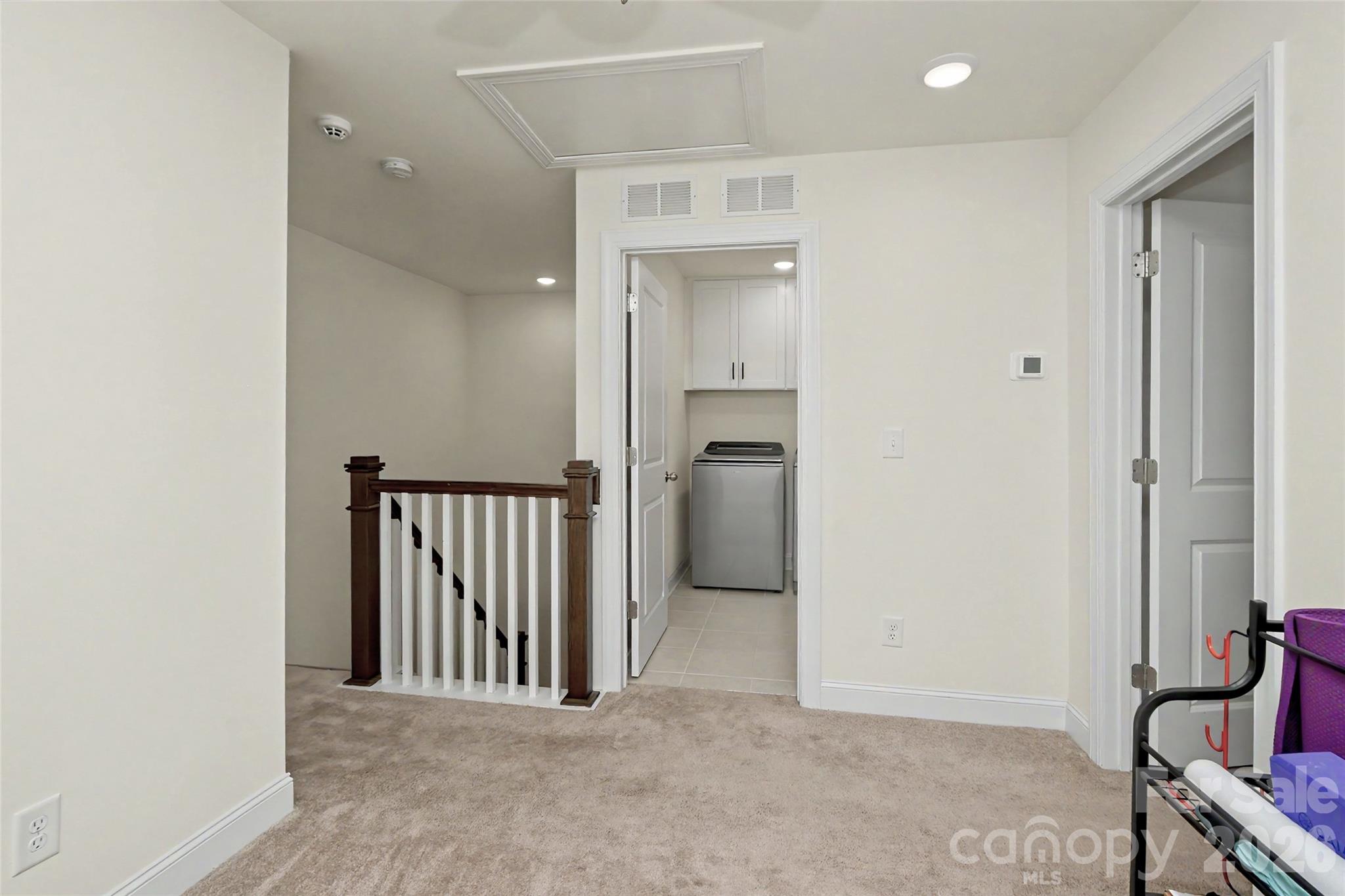 1010 Moffatt Lane — Matthews