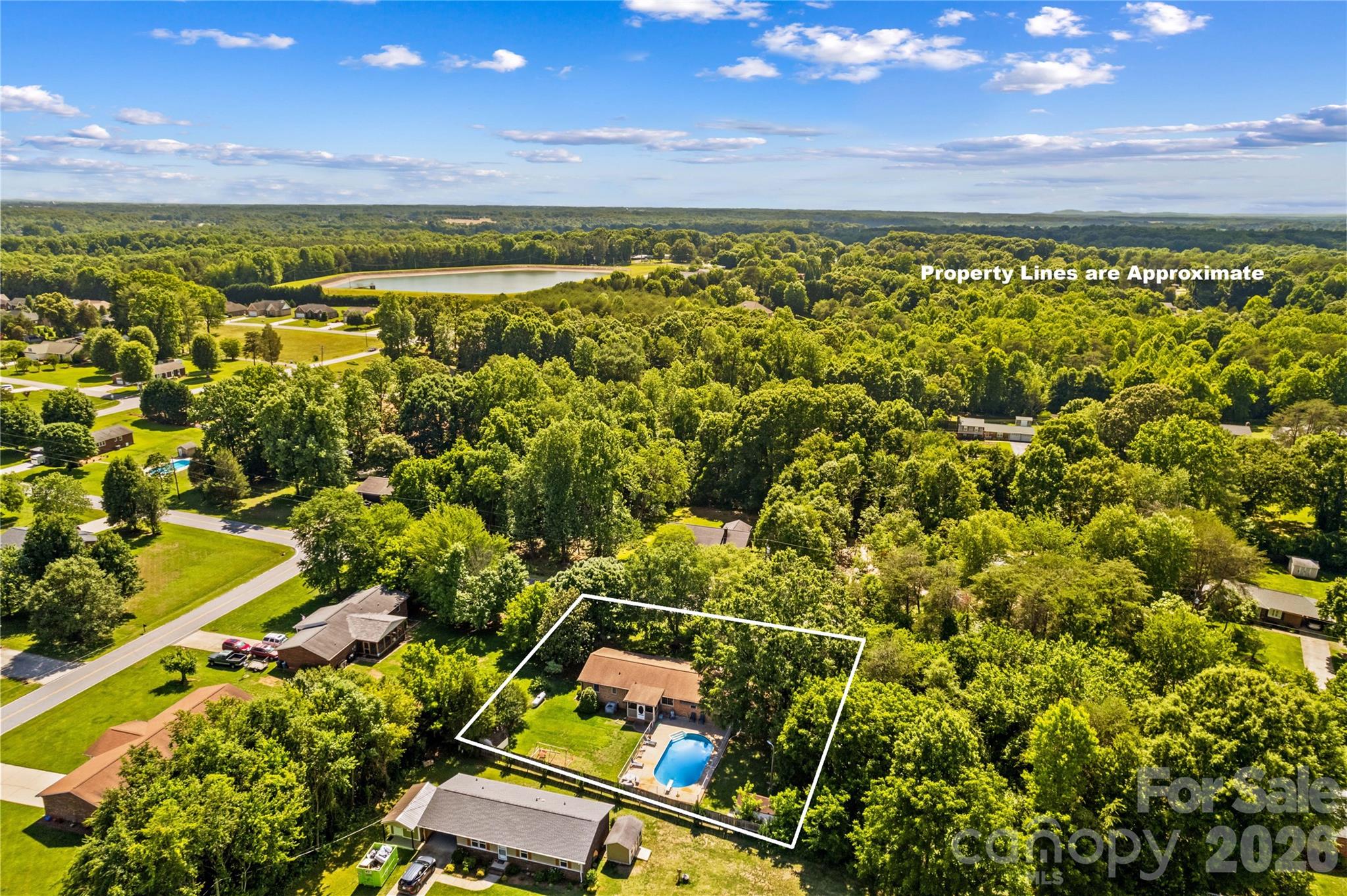 132 Polly Drive — Statesville