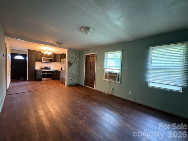 38 8th Avenue Drive SE — Hickory