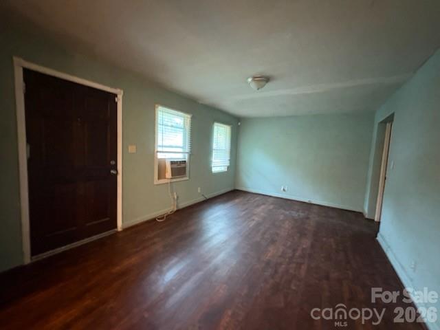 38 8th Avenue Drive SE — Hickory