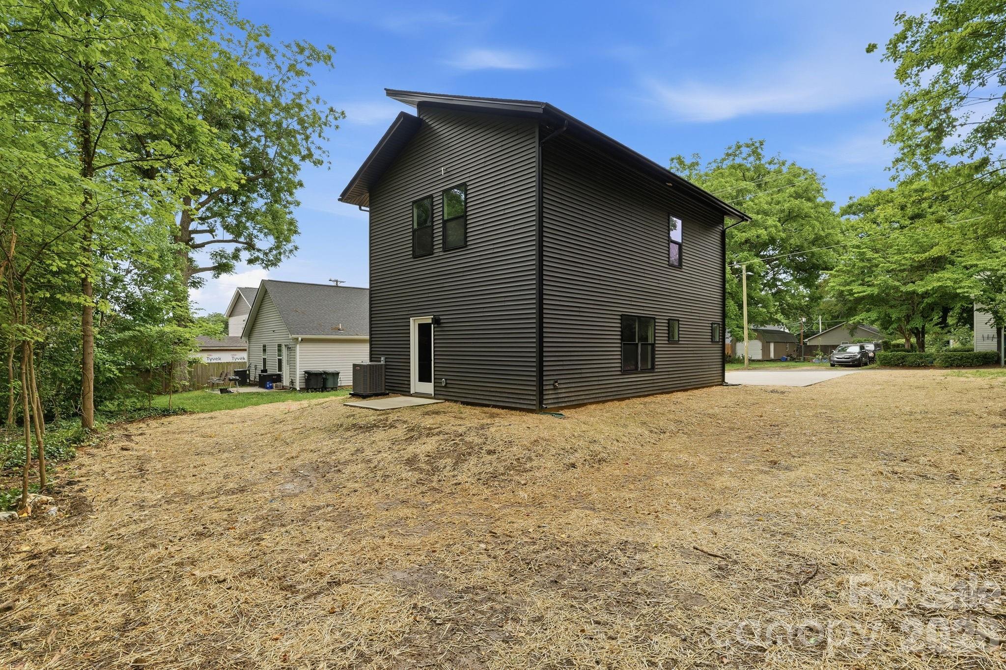 75 Ash Avenue — Concord