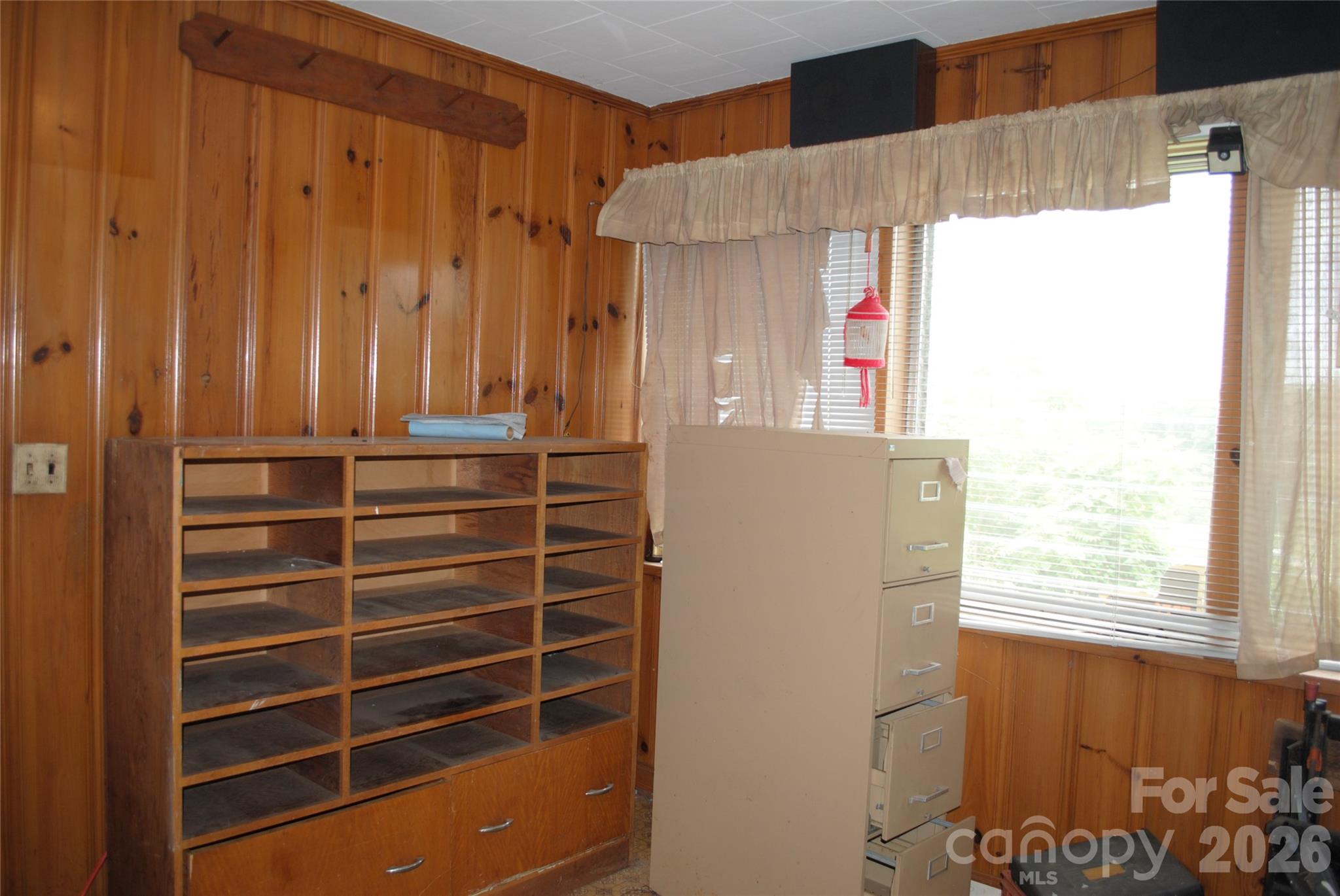 153 & 135 Caroleen Street — Forest City
