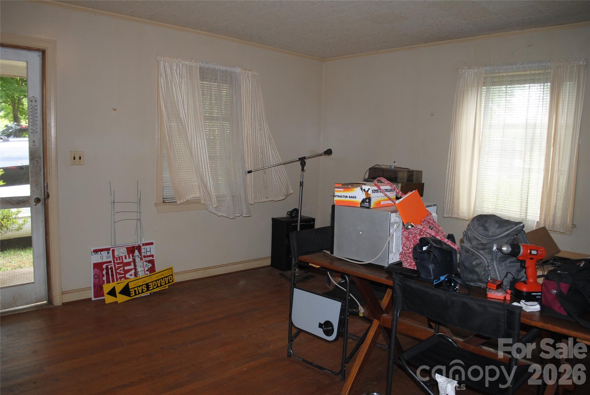 153 & 135 Caroleen Street — Forest City