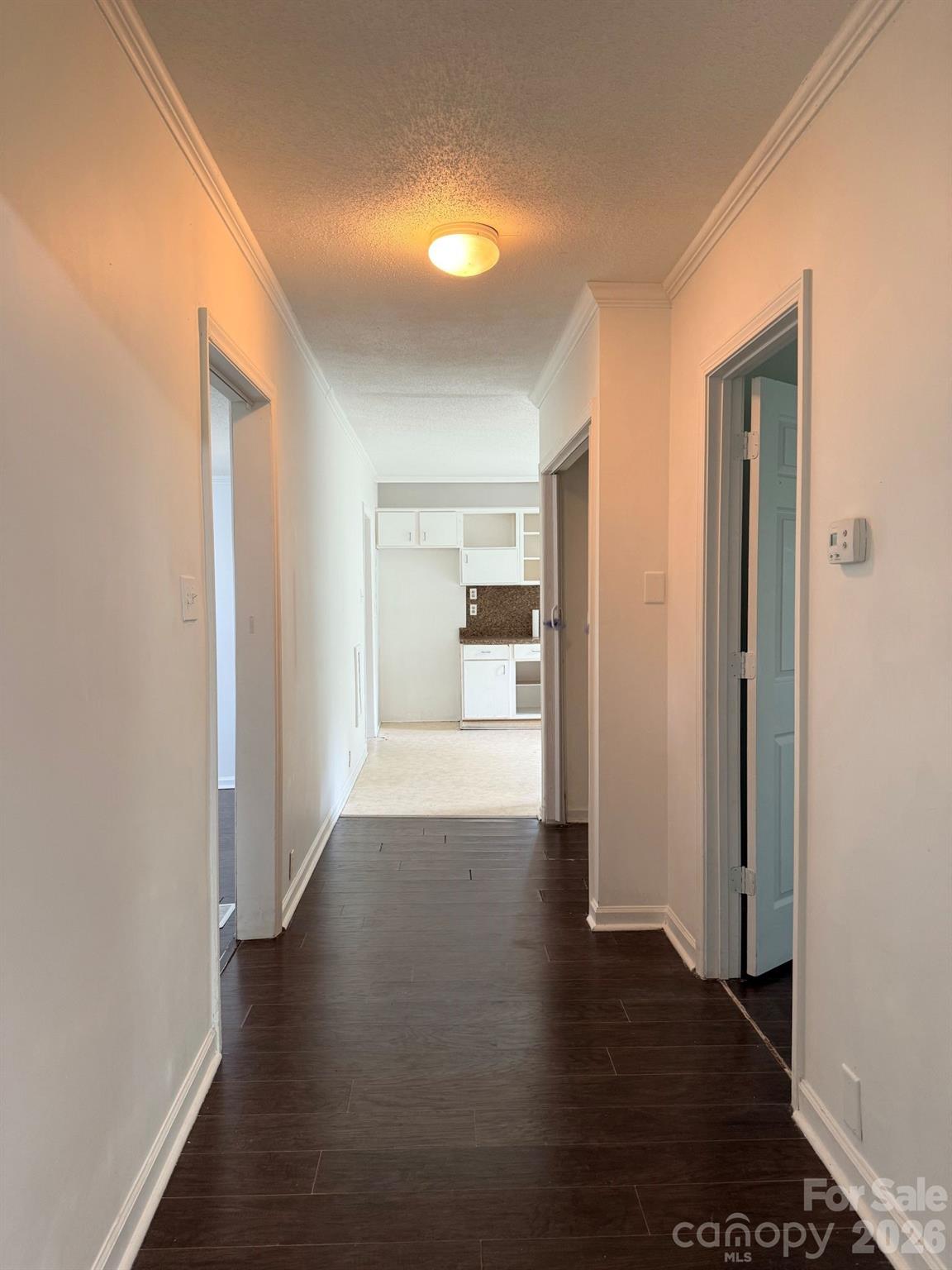 305 N Poplar Street — Gastonia
