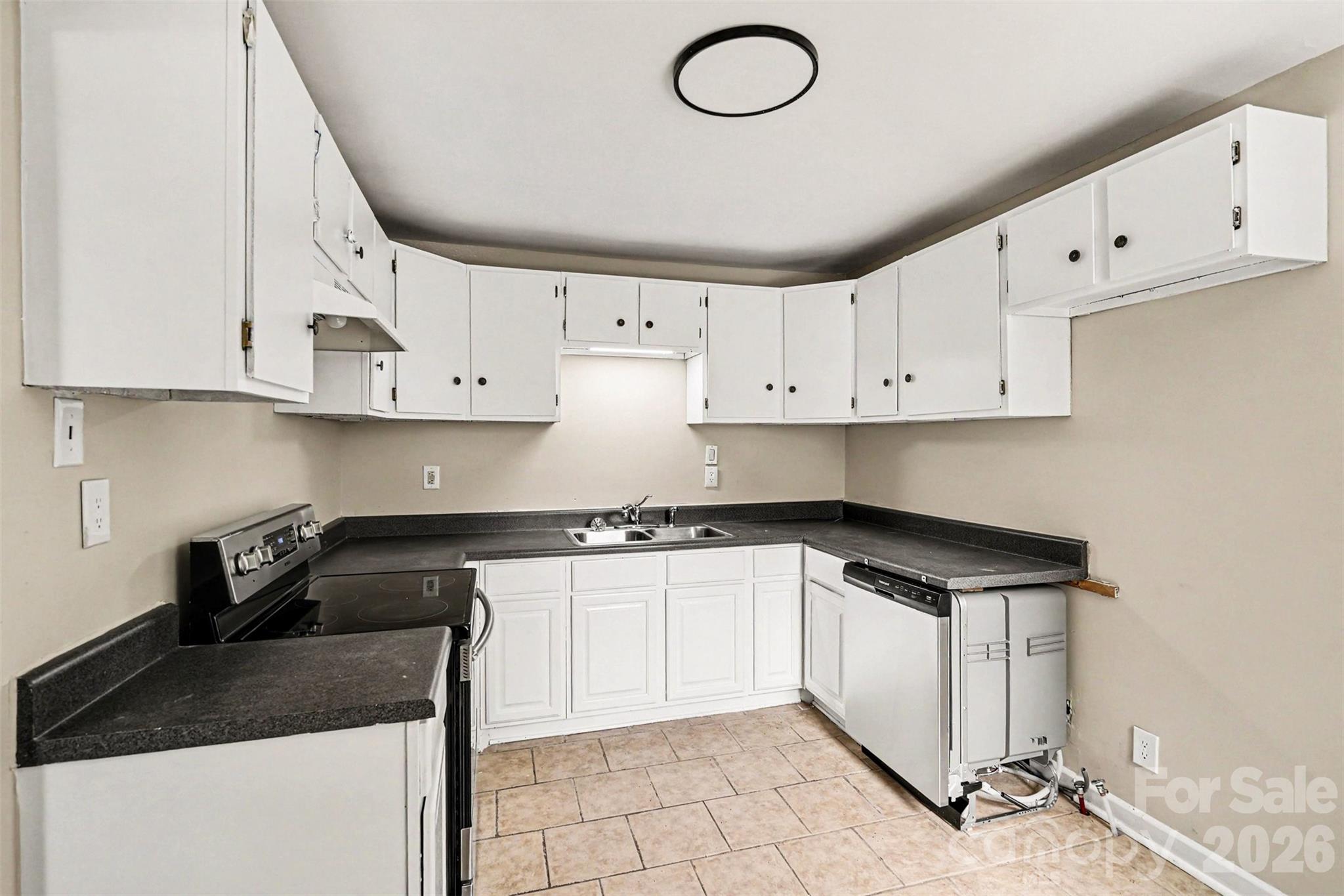 1820 Genesis Park Place — Charlotte