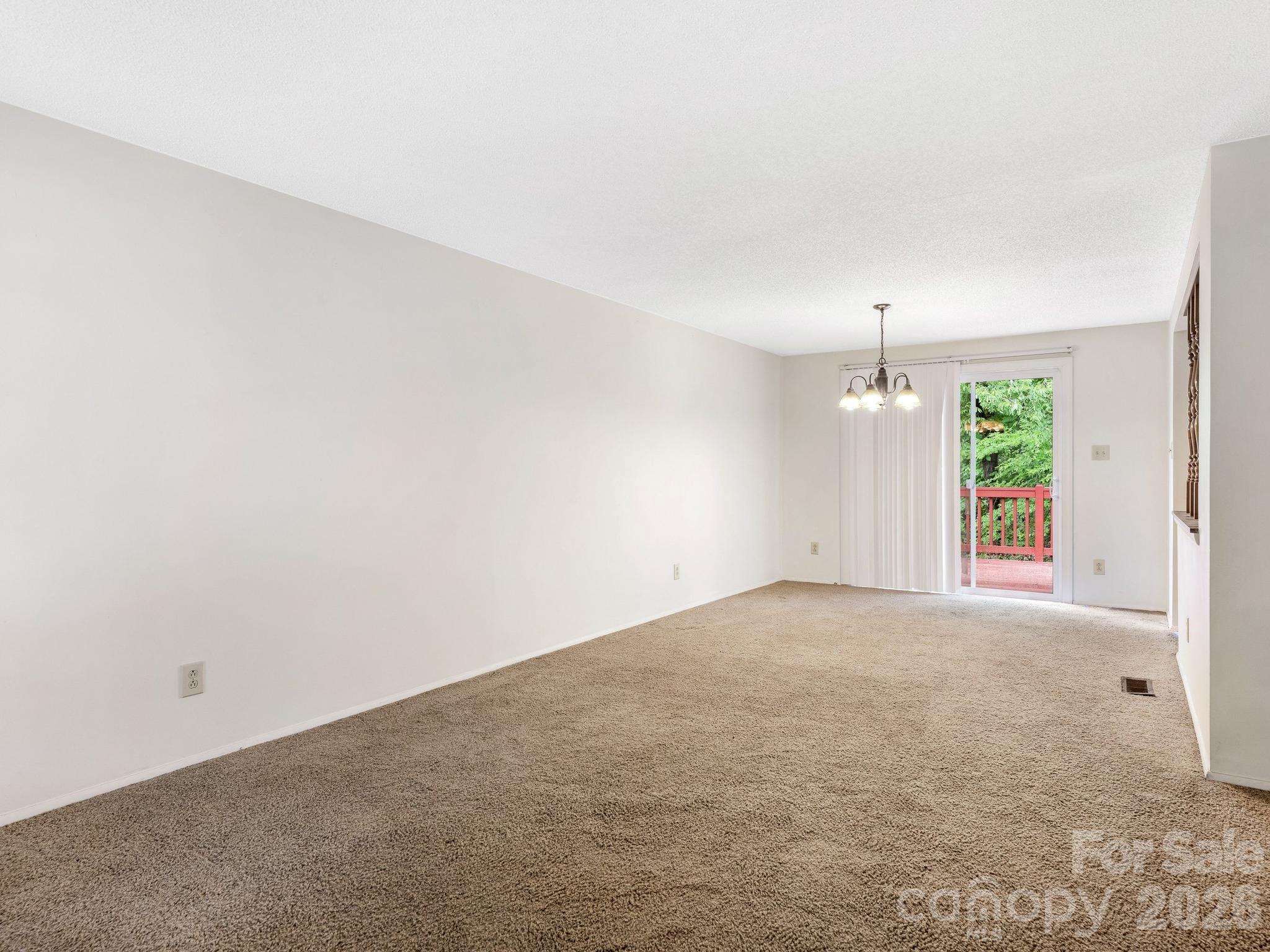 6534 Rollingridge Drive — Charlotte