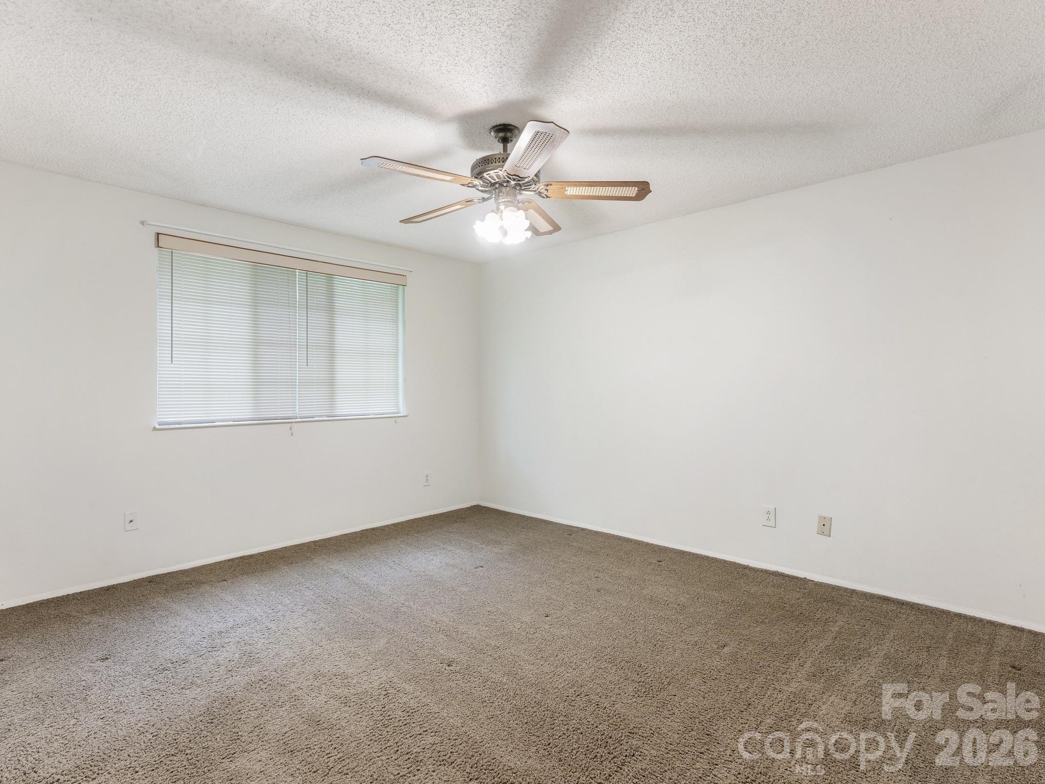 6534 Rollingridge Drive — Charlotte