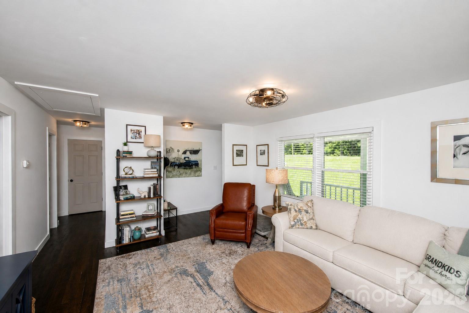 2221 New Hope Church Road — Chester
