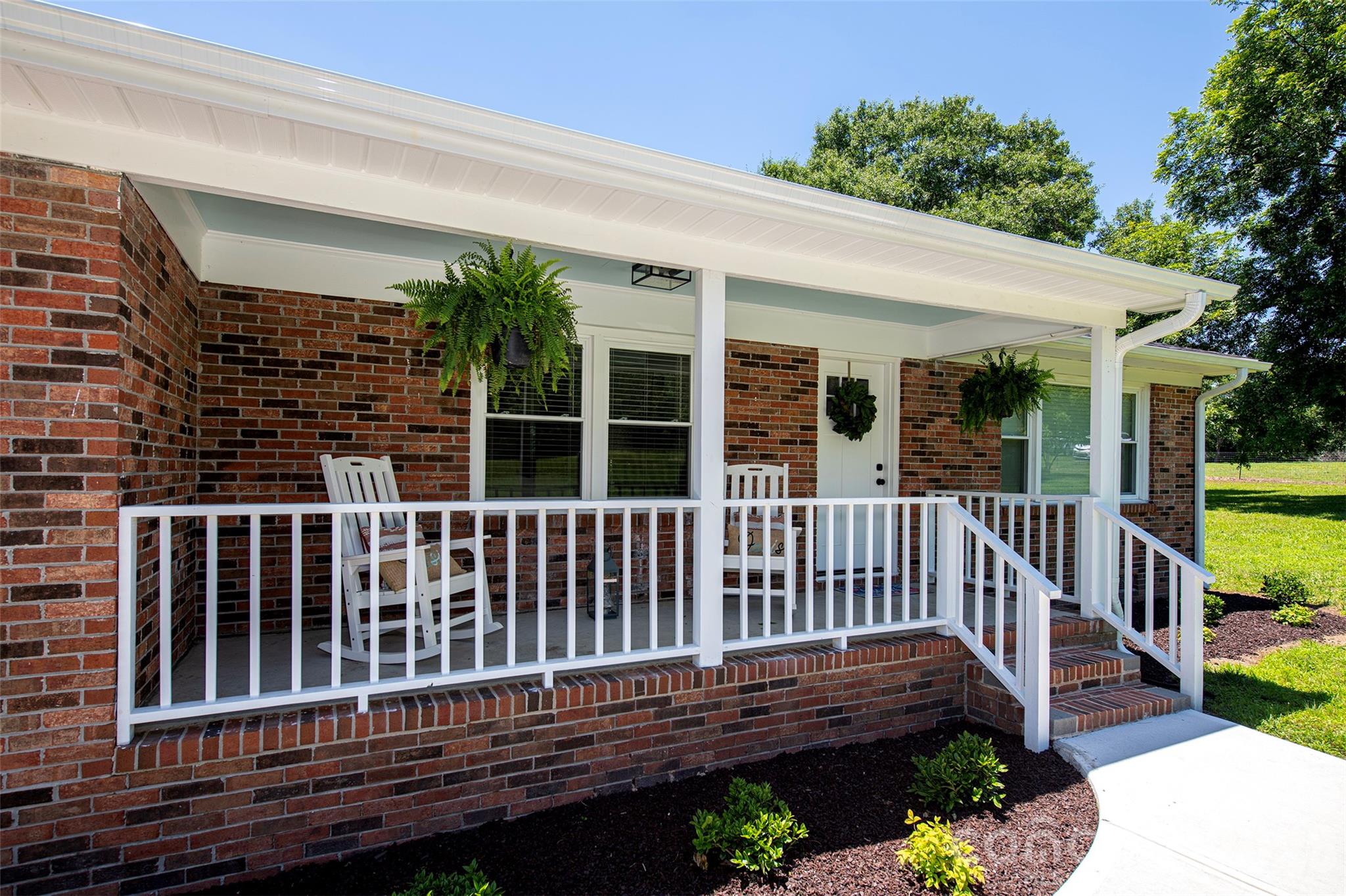 2221 New Hope Church Road — Chester