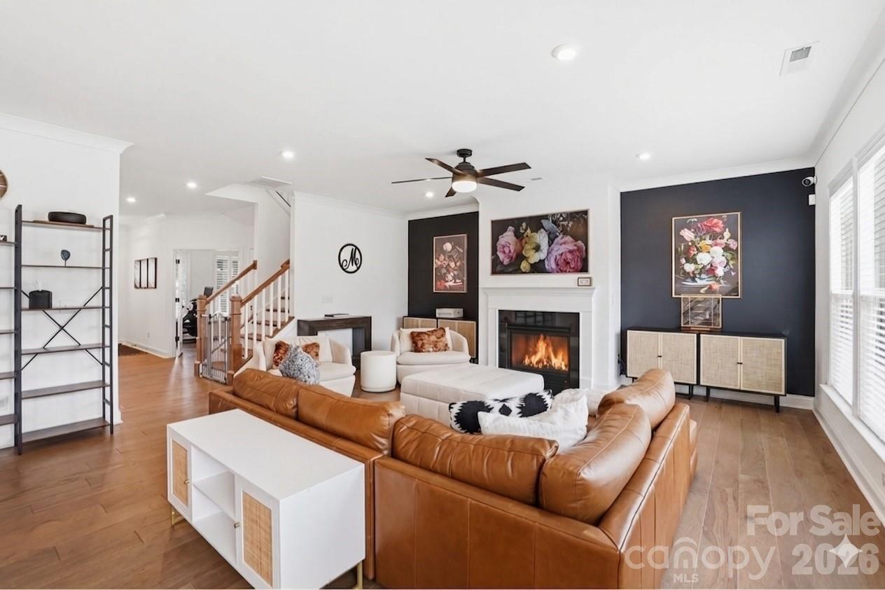 11016 Larkslea Lane — Charlotte