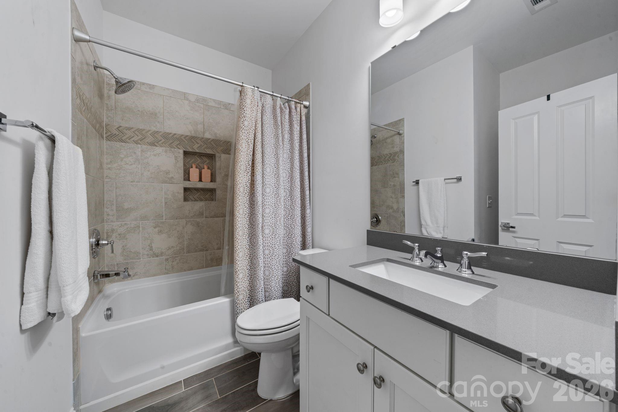 200 Seven Oaks Landing — Belmont
