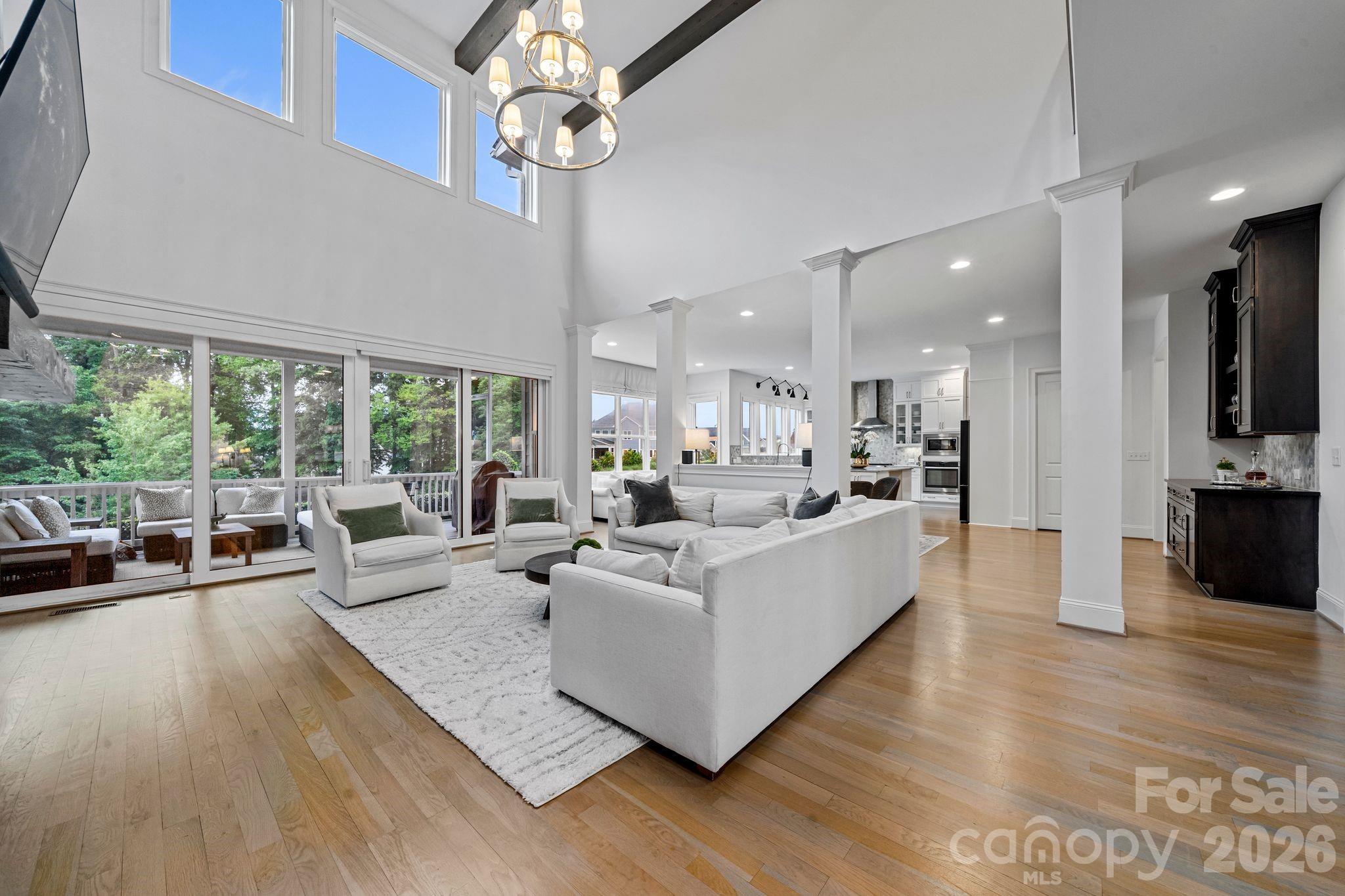 200 Seven Oaks Landing — Belmont